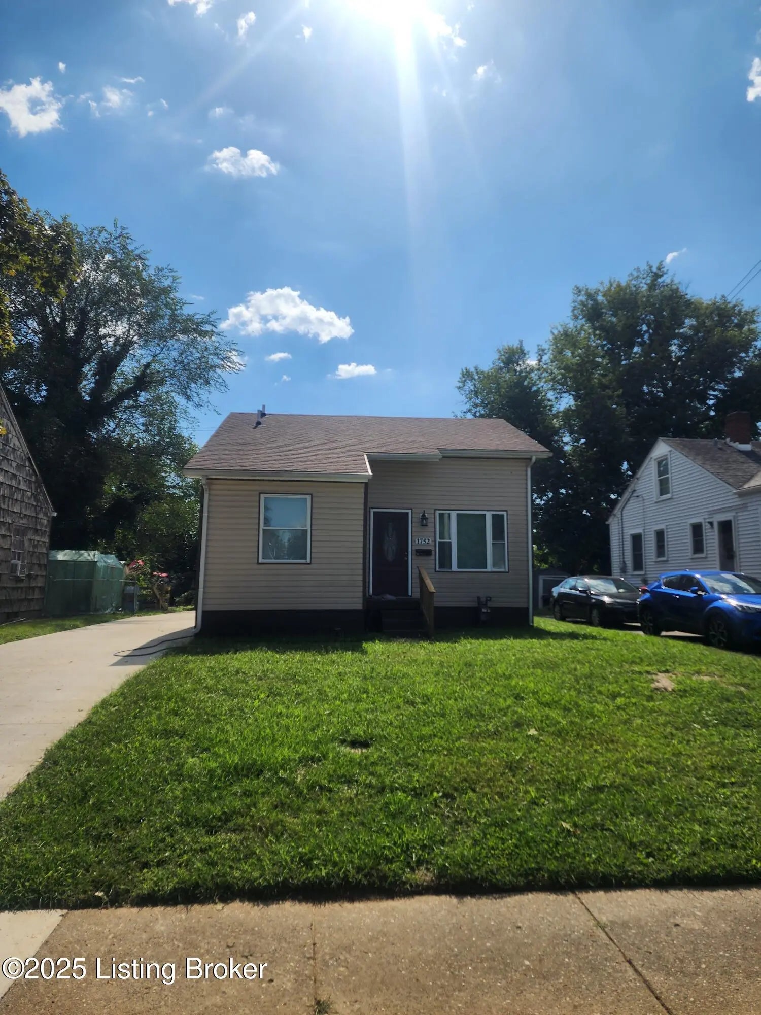 Photo of Listing #1699953