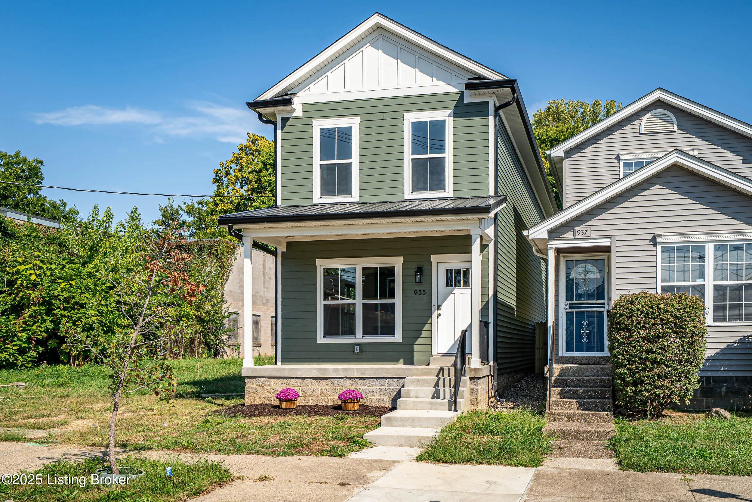 Photo of Listing #1700121