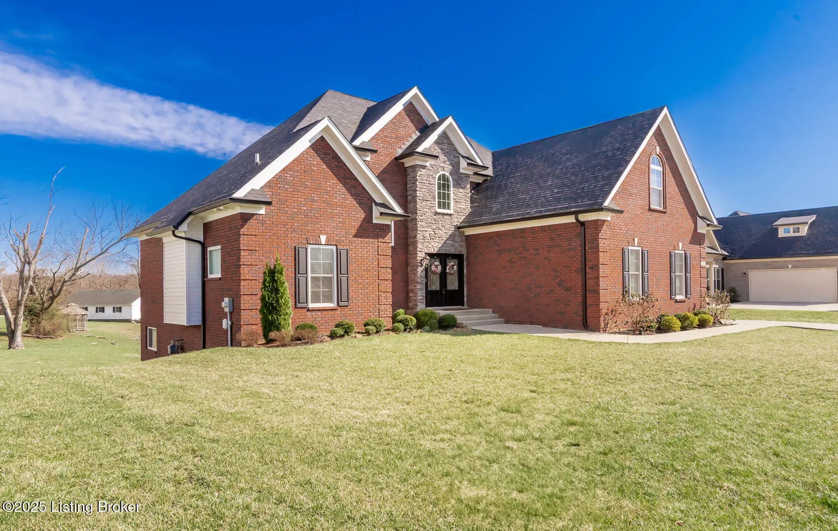 Photo of Listing #1700072