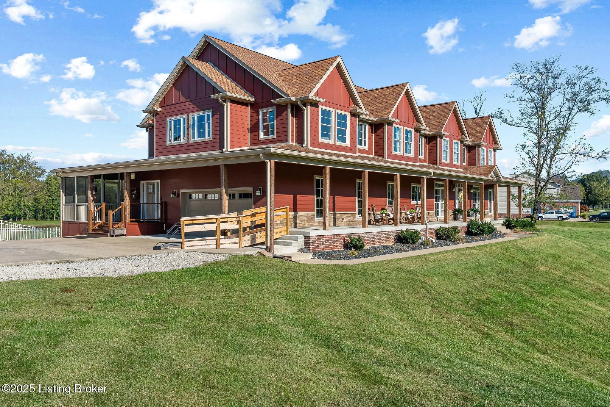 Photo of Listing #1700381