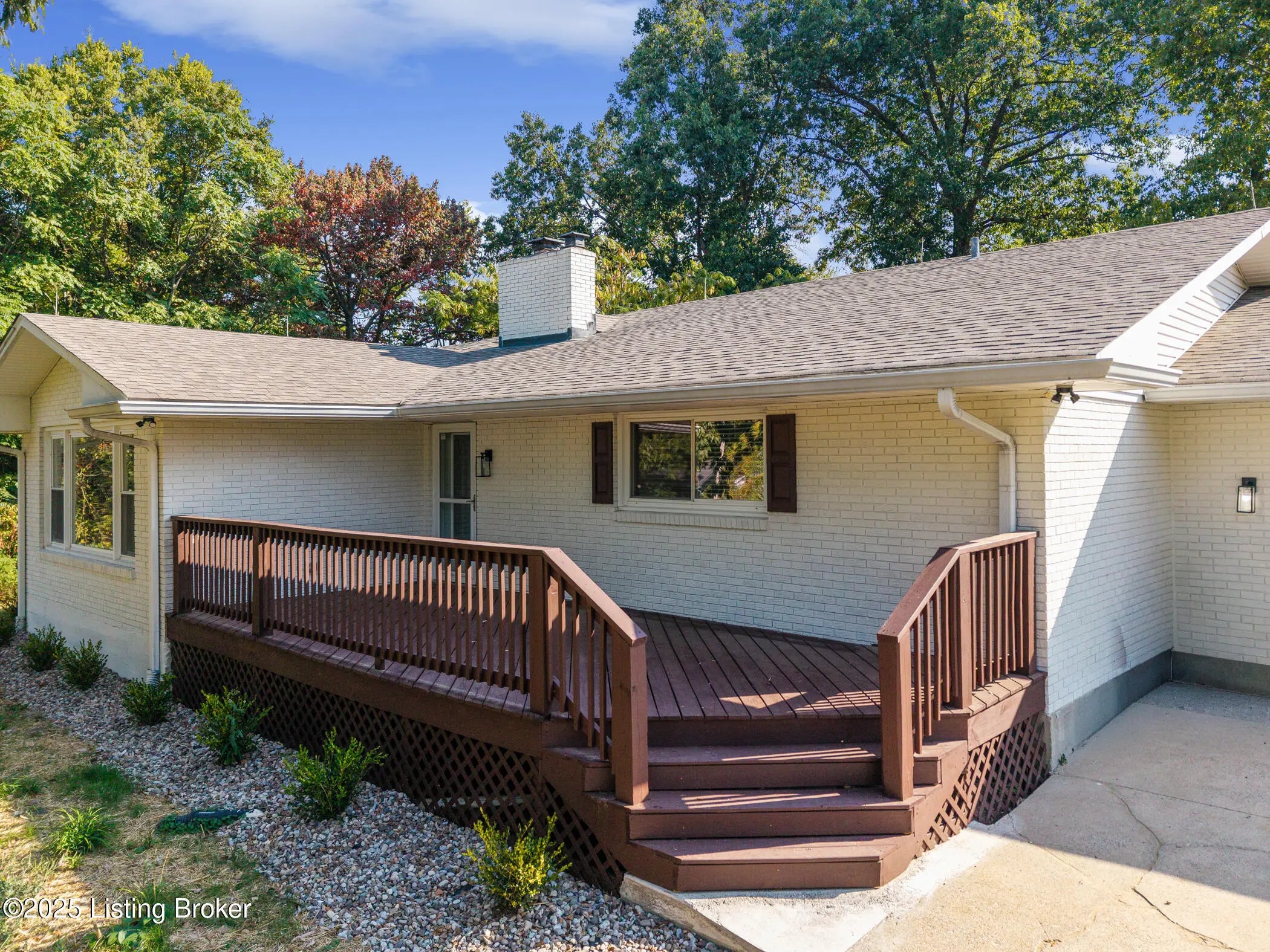 Photo of Listing #1700083