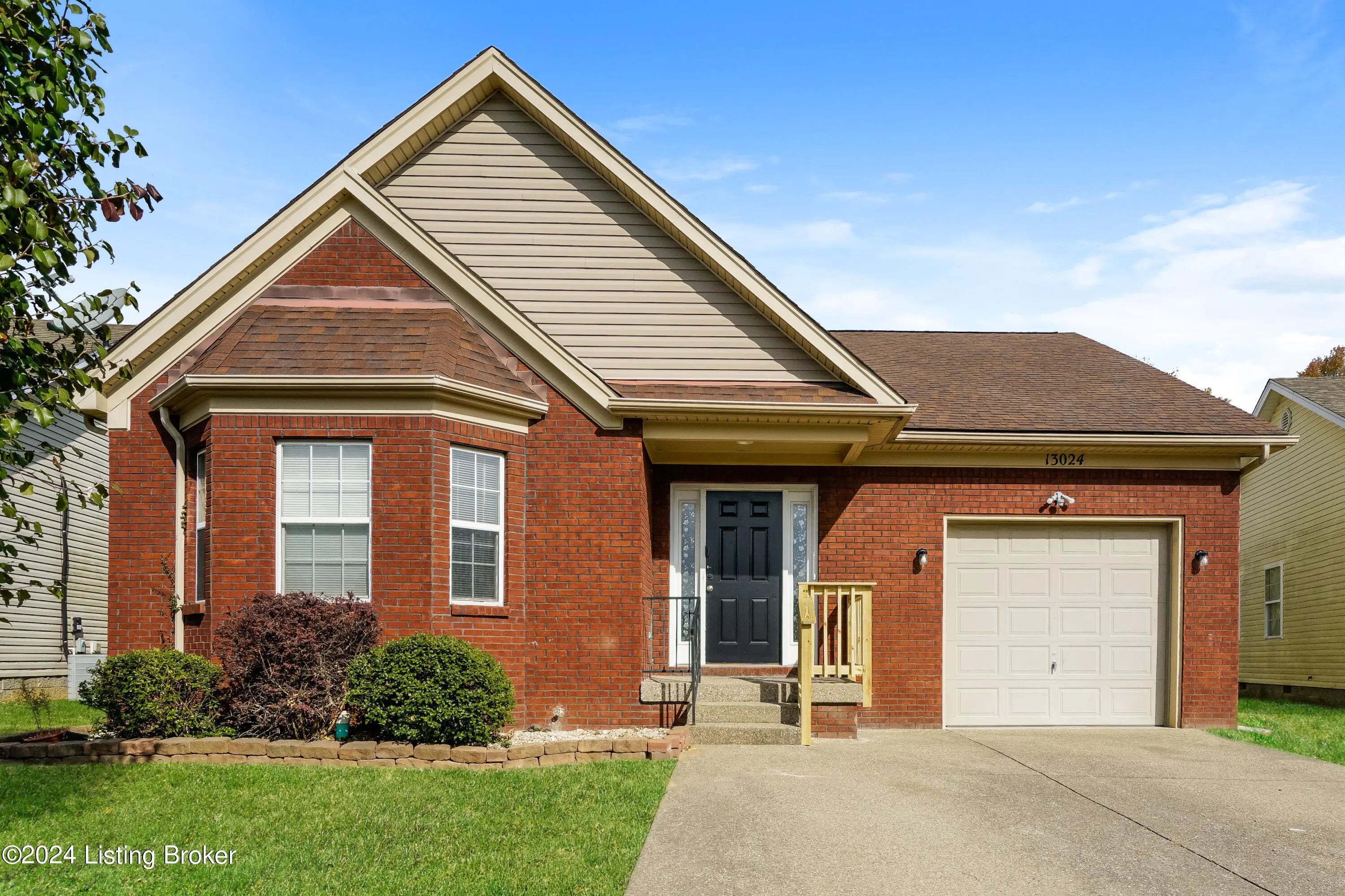 Photo of Listing #1700115