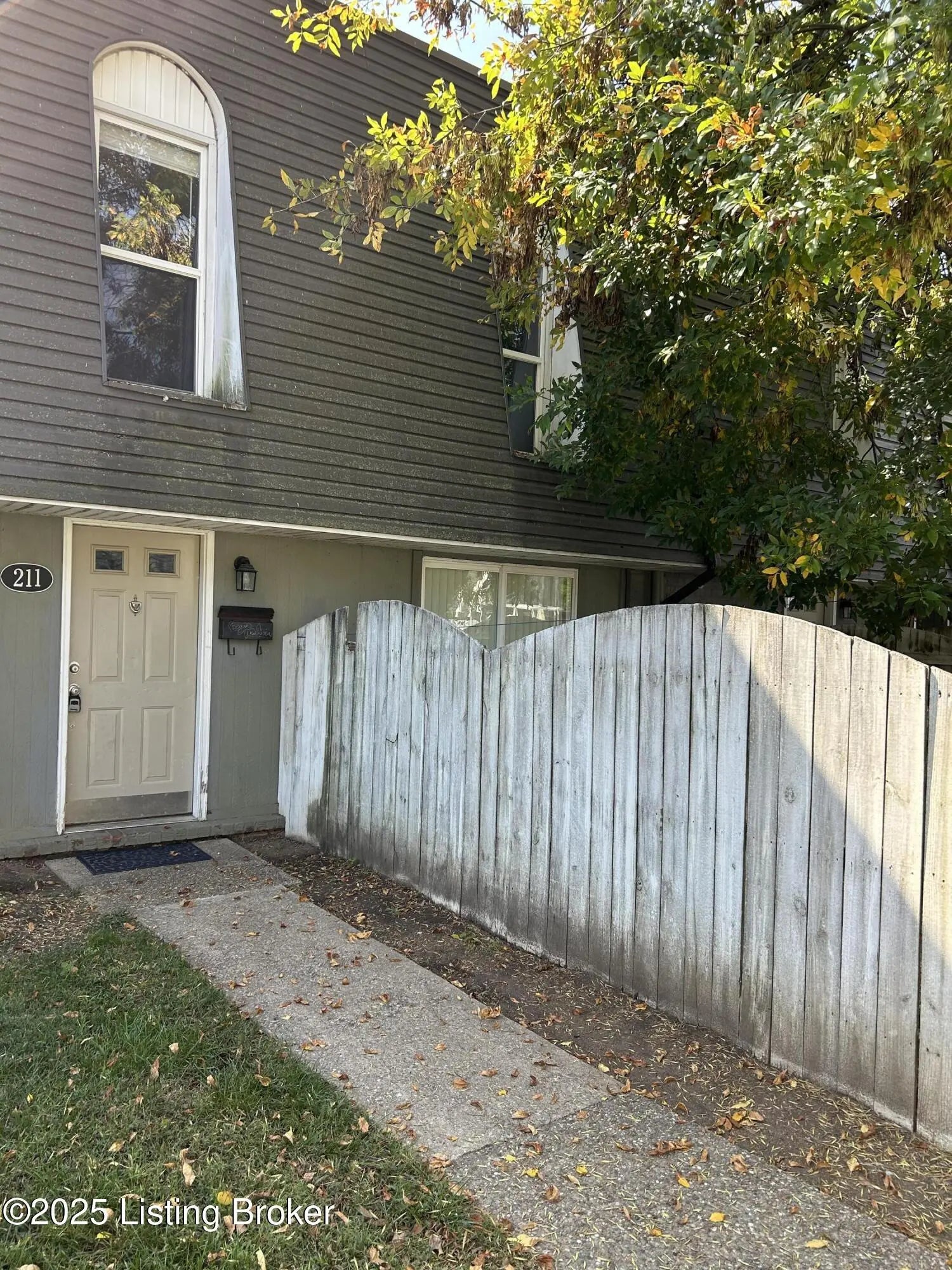 Photo of Listing #1700119