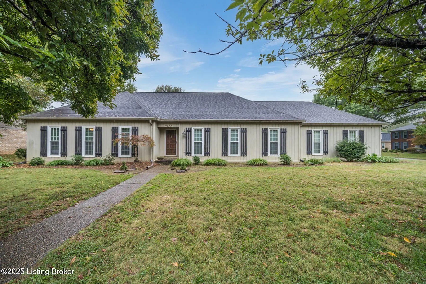 Photo of Listing #1700225