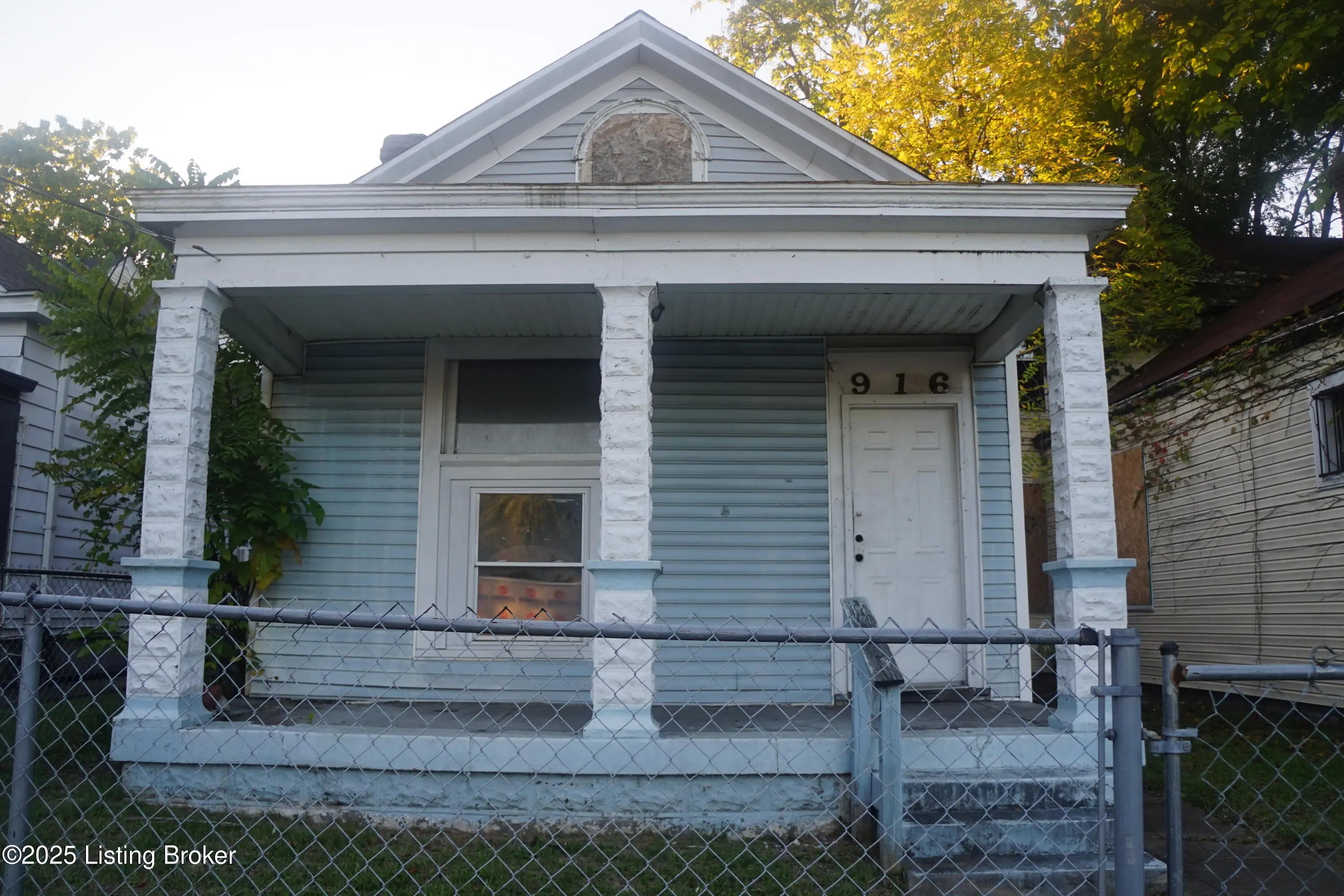 Photo of Listing #1700251