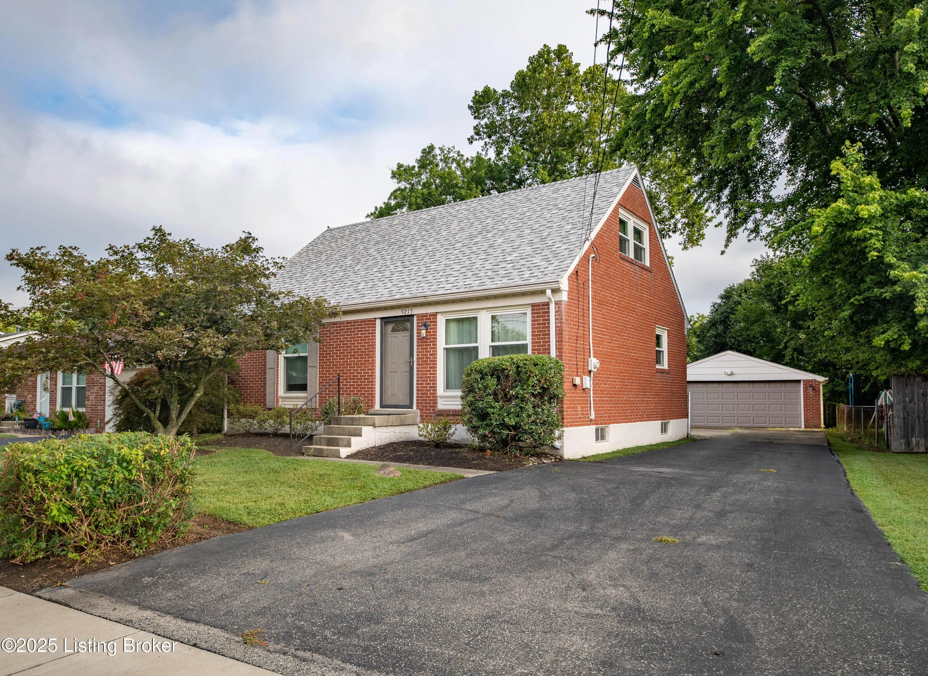 Photo of Listing #1700182