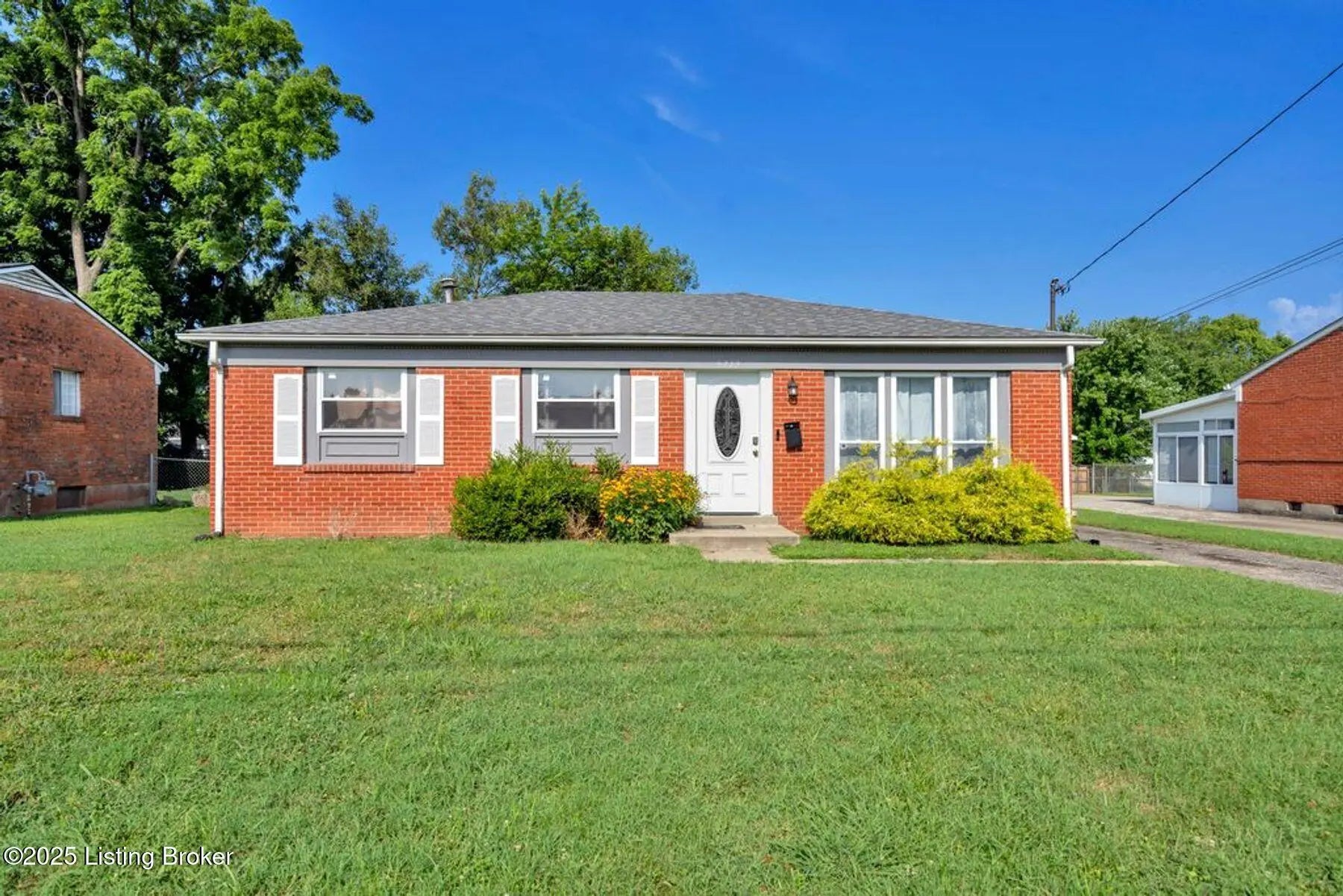 Photo of Listing #1700229