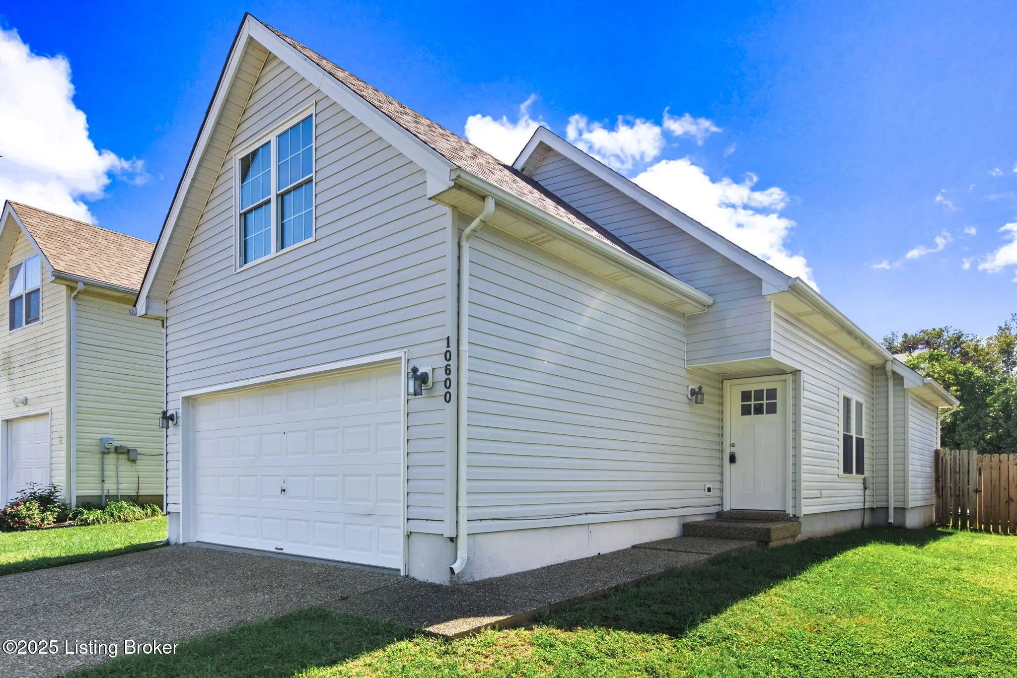 Photo of Listing #1700233