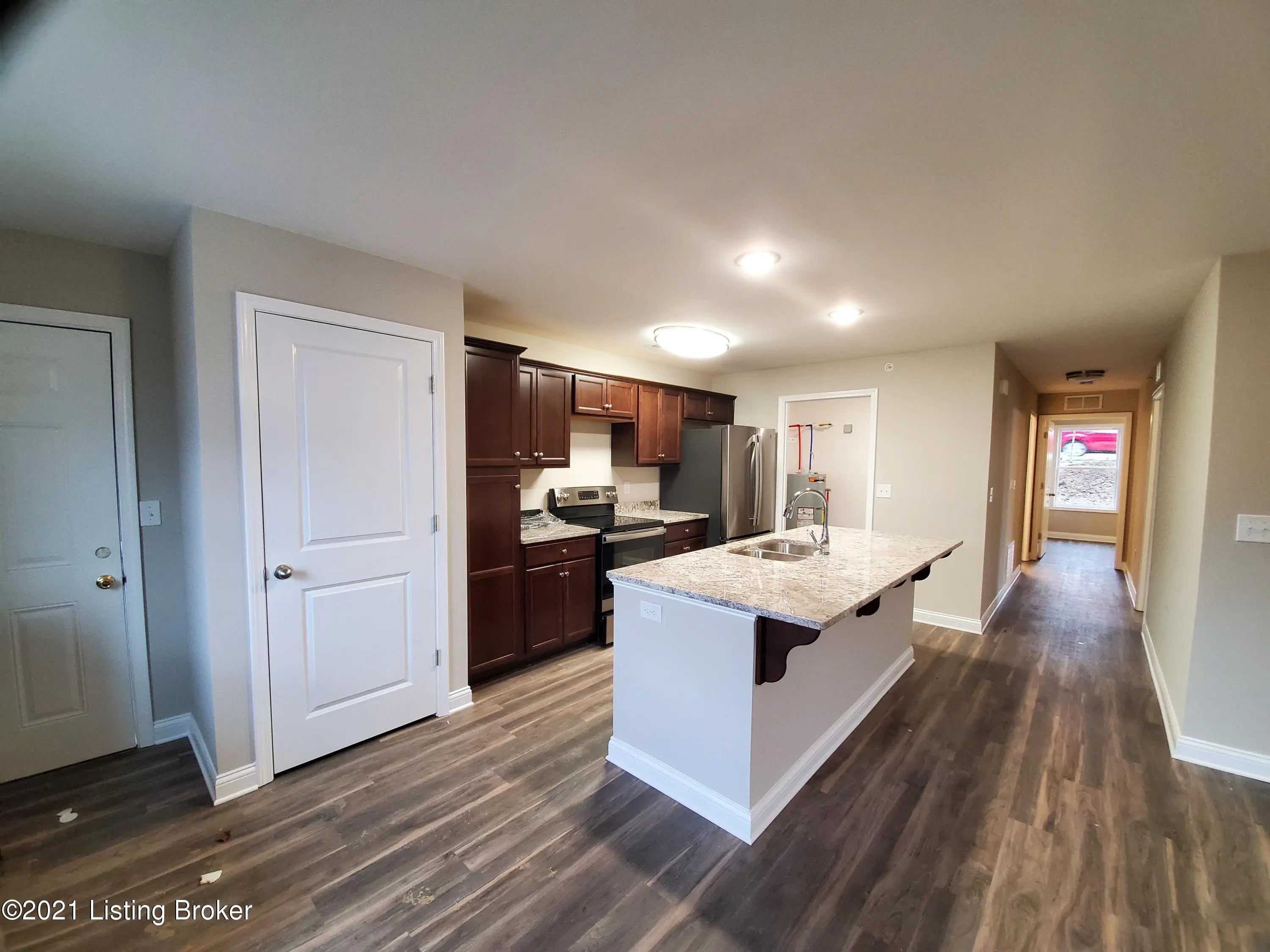 Photo of Listing #1700419