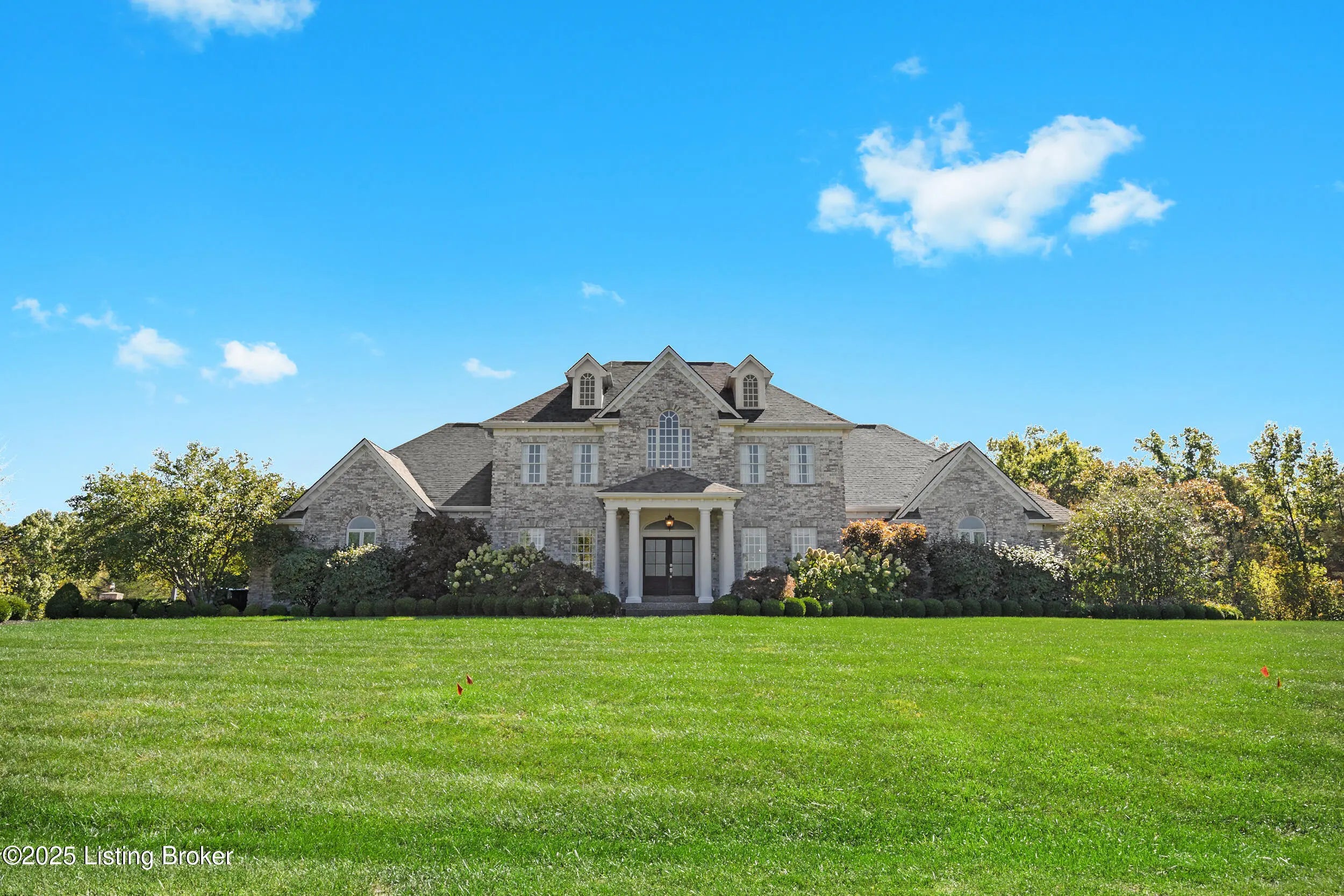 Photo of Listing #1700487