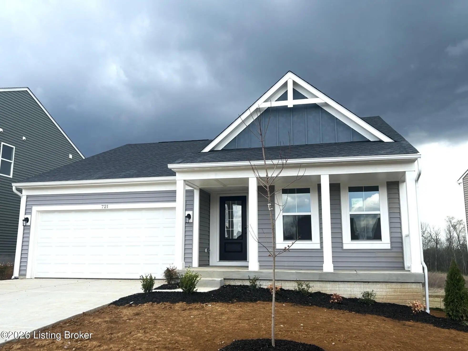 Photo of Listing #1700365