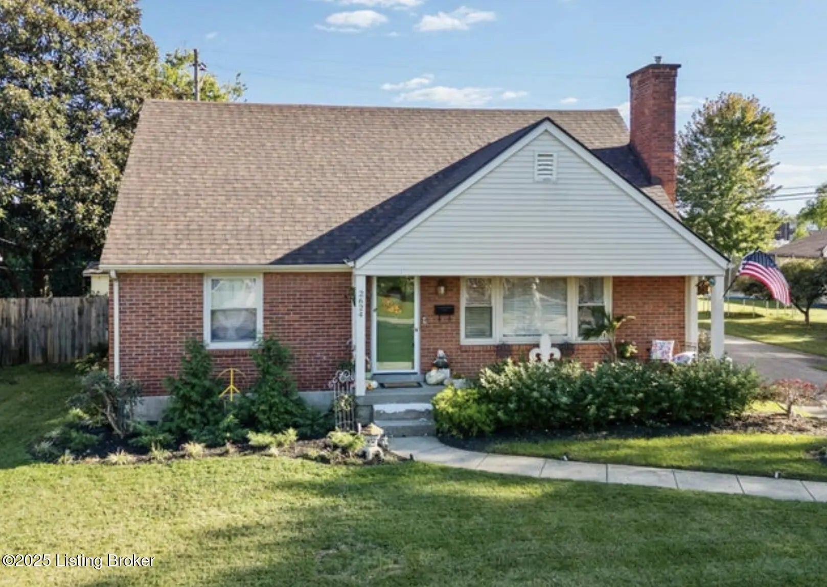 Photo of Listing #1700409