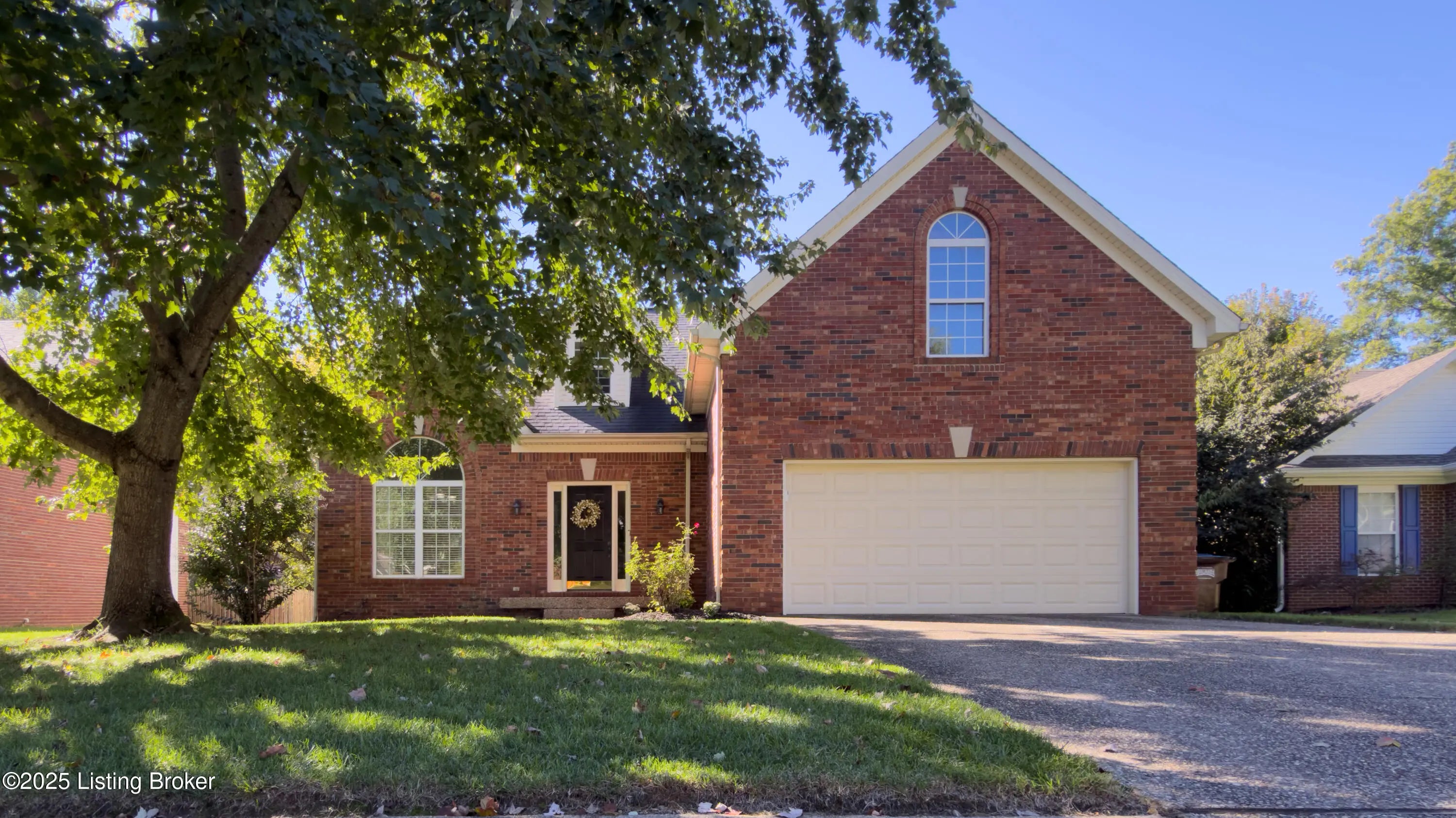 Photo of Listing #1700540