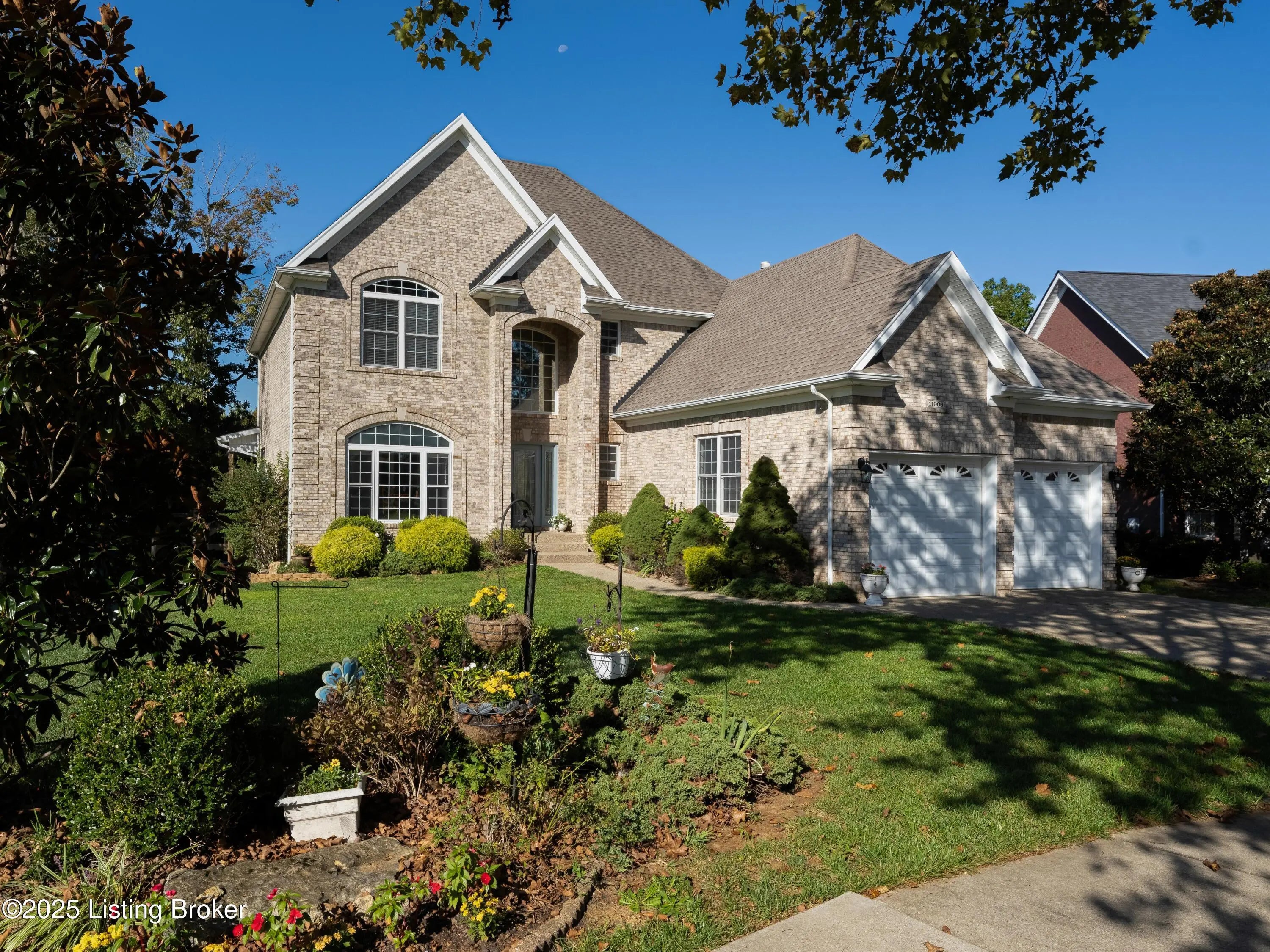 Photo of Listing #1700530