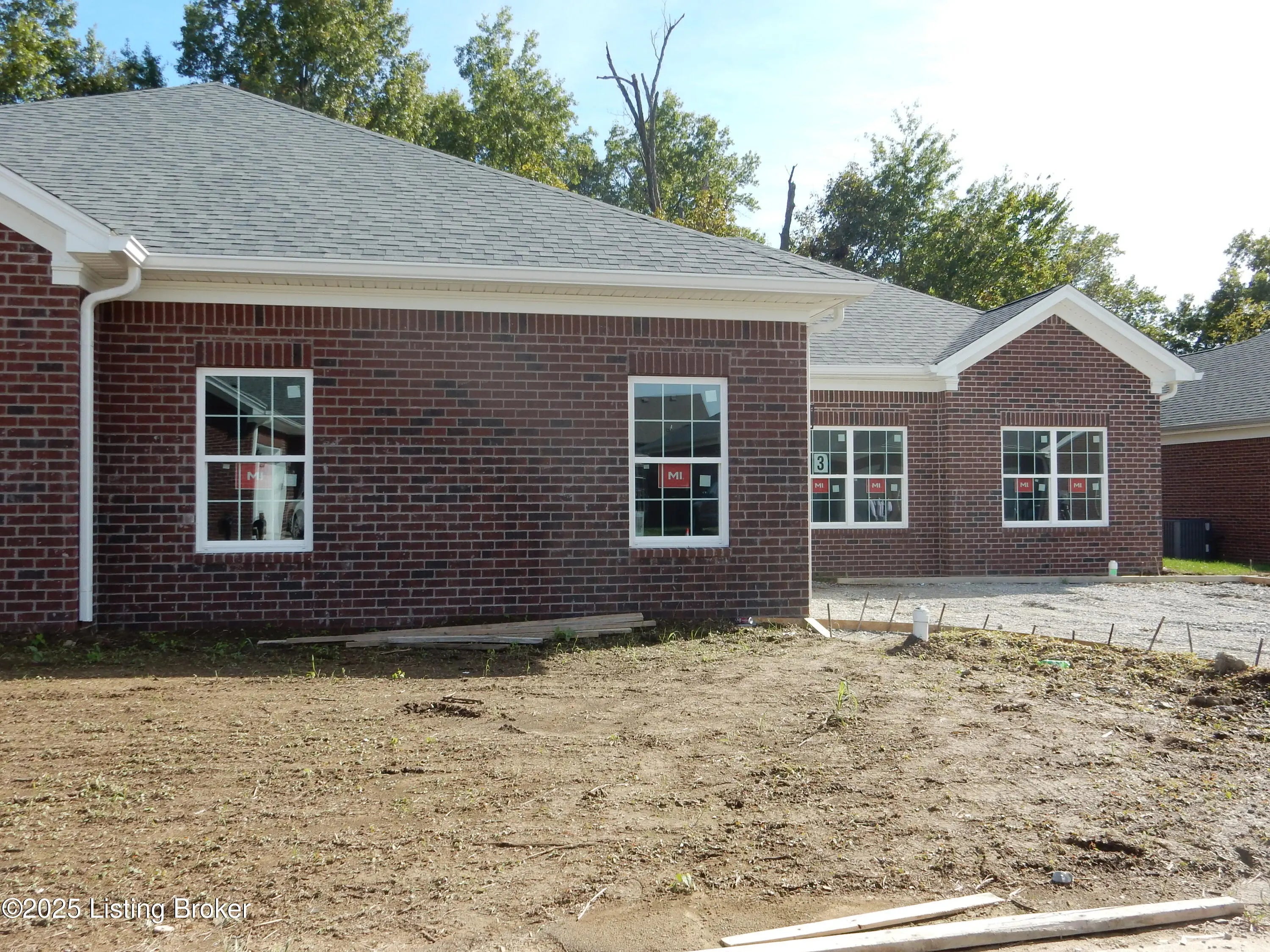 Photo of Listing #1700511