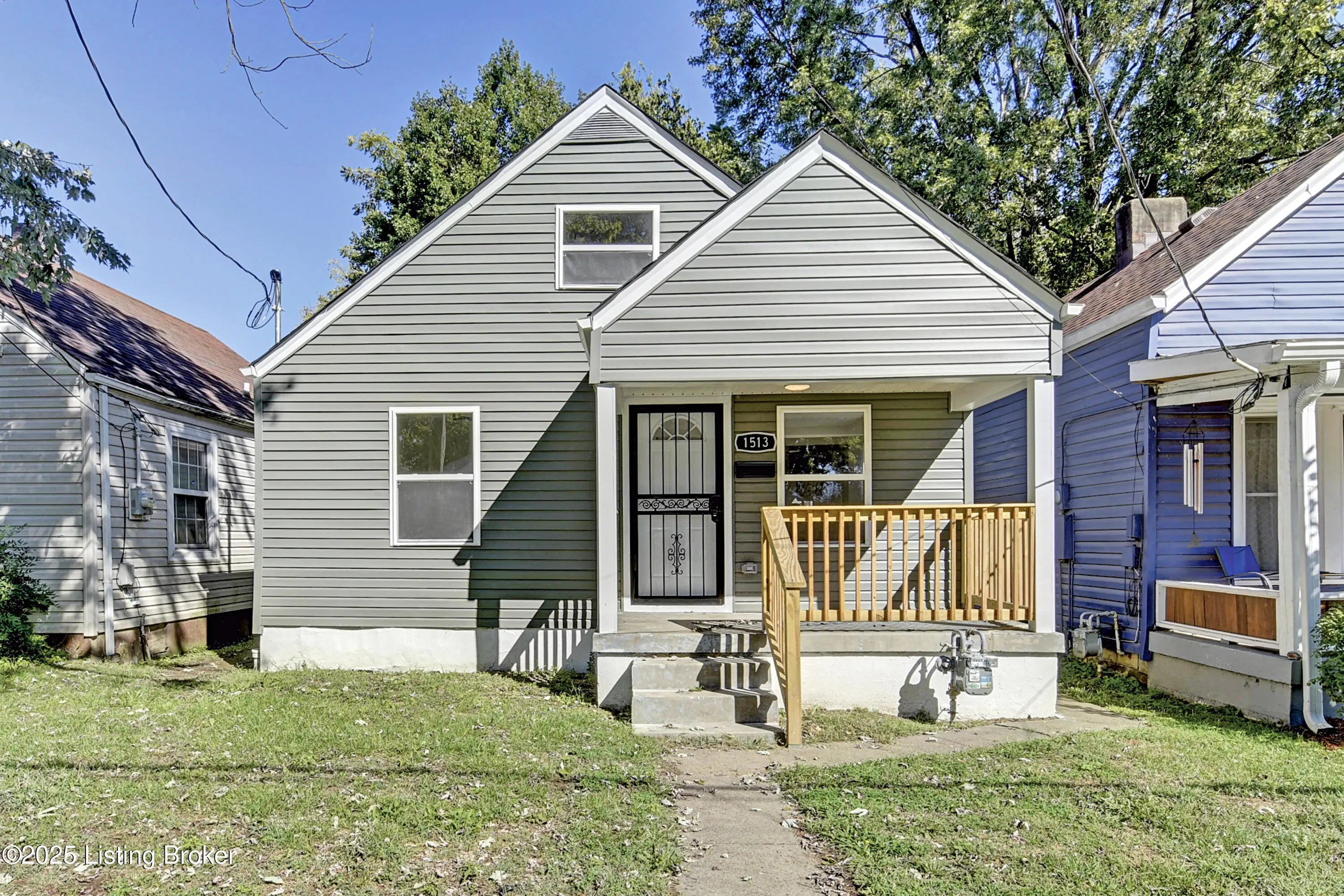 Photo of Listing #1700542