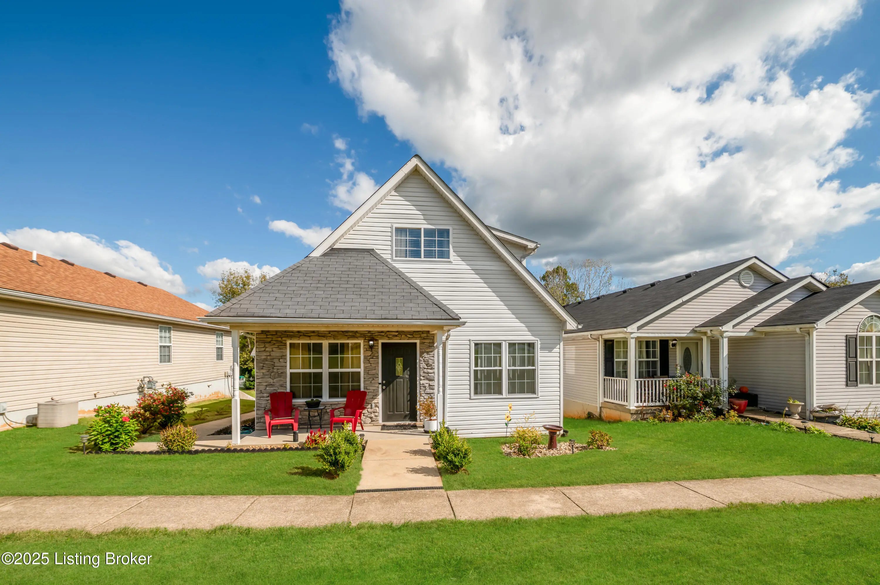 Photo of Listing #1700861