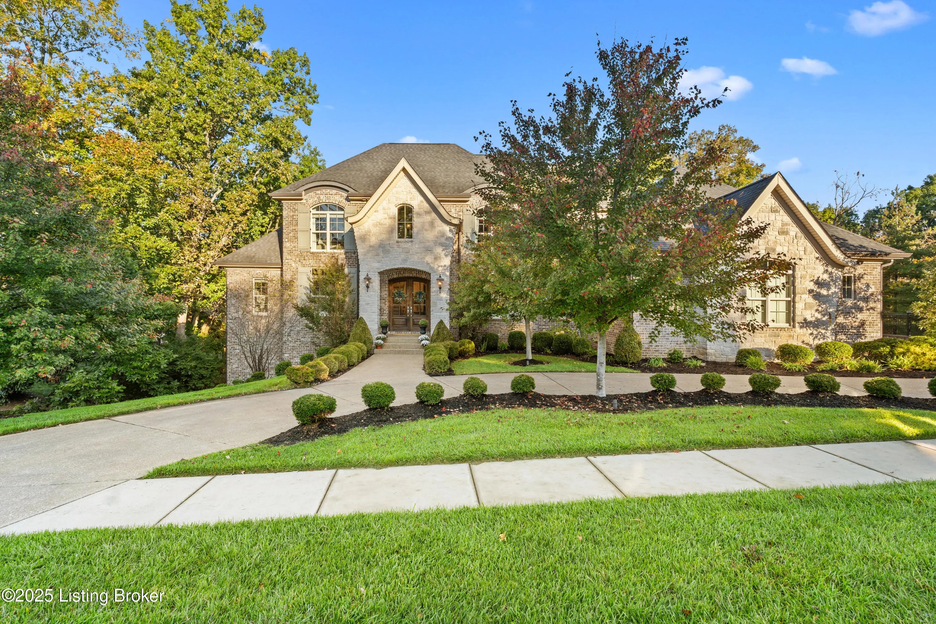 Photo of Listing #1700737