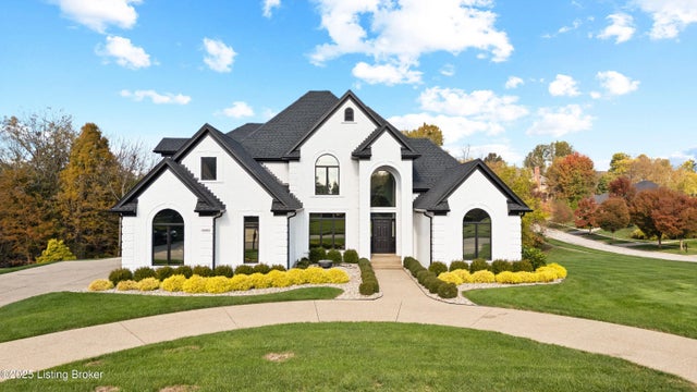 13301 Ashford Cir, Goshen