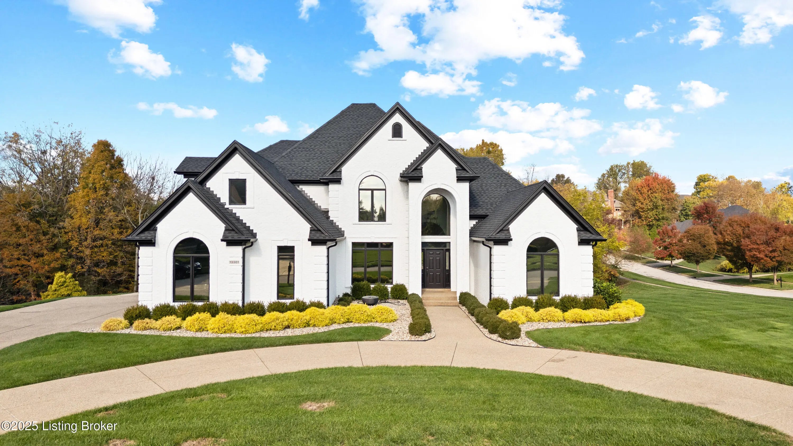 Photo of Listing #1702643