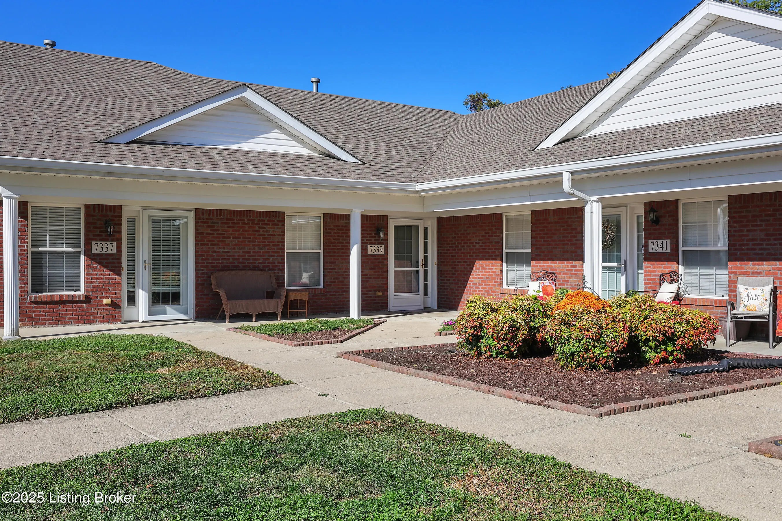 Photo of Listing #1701124