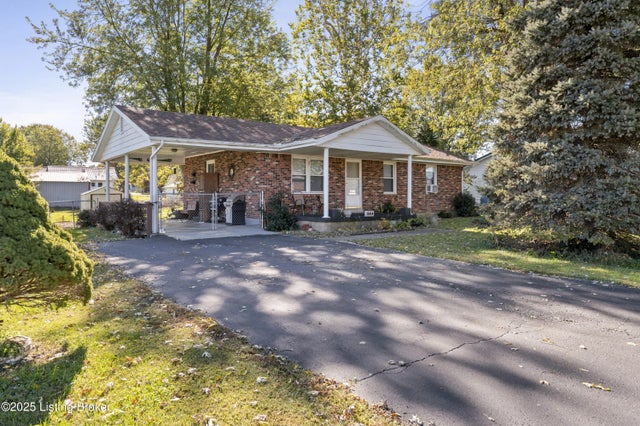 904 Michelle Way, Irvington