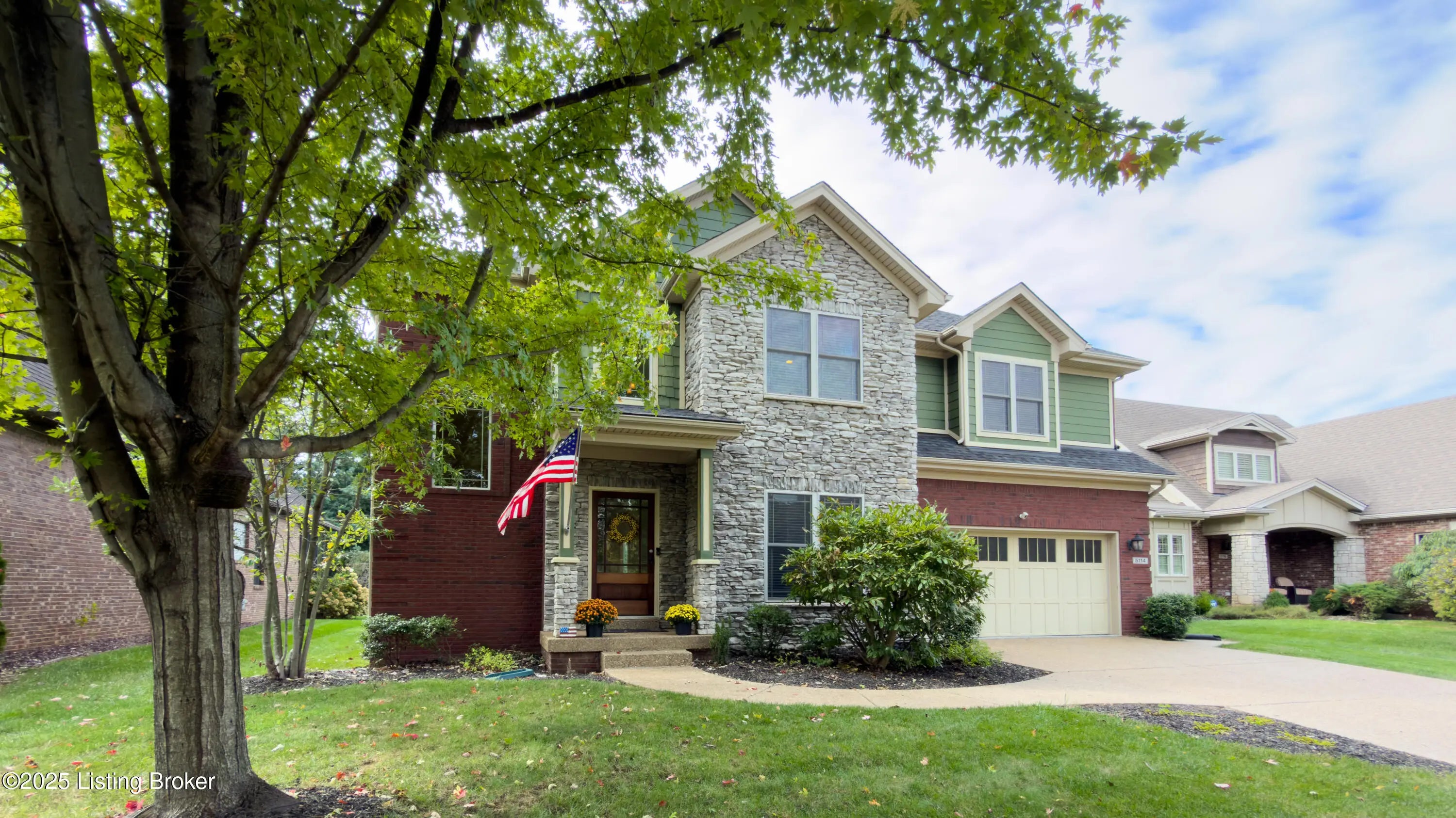 Photo of Listing #1701034