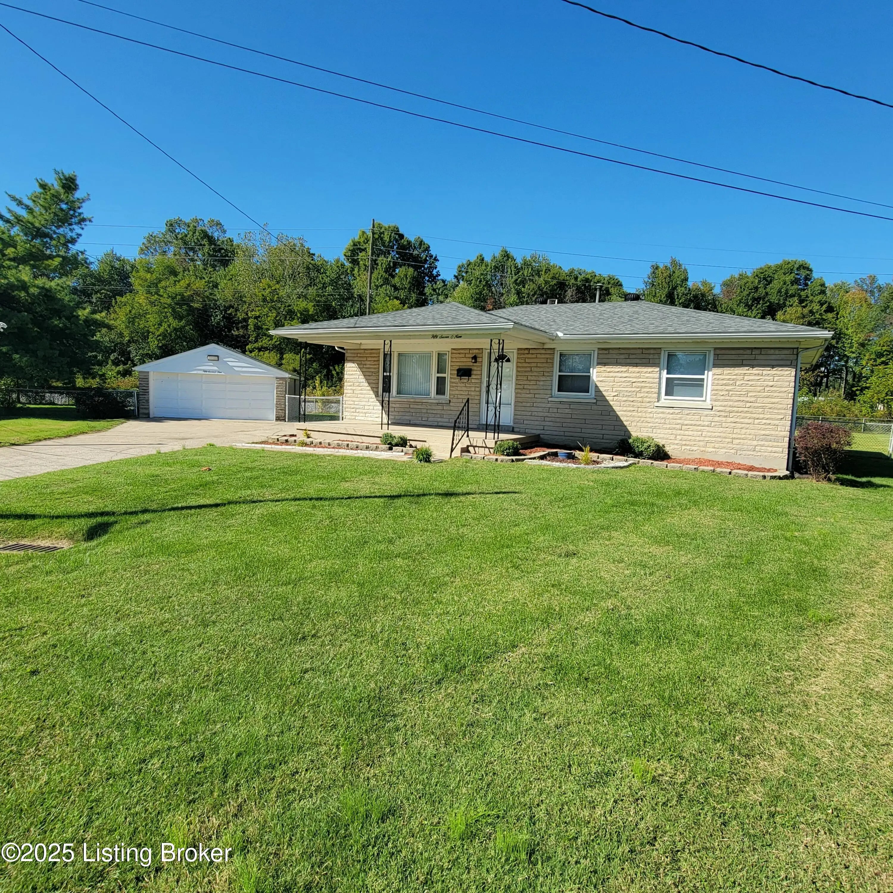 Photo of Listing #1701162