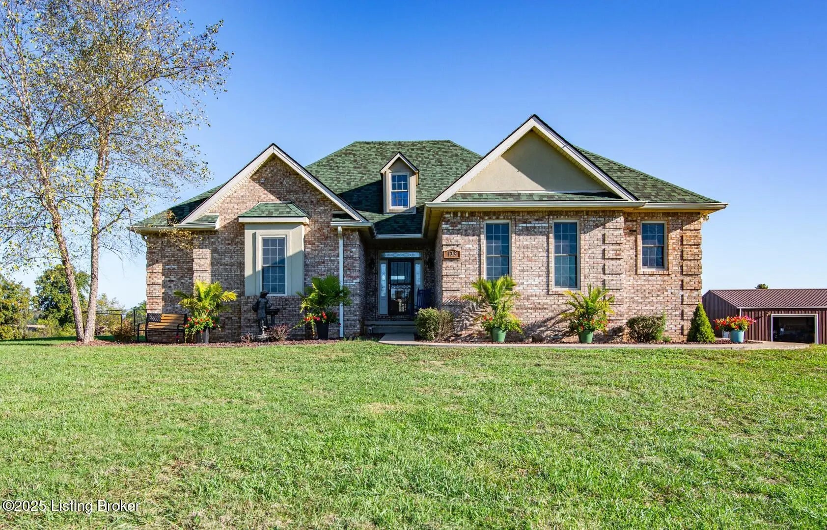 Photo of Listing #1700987