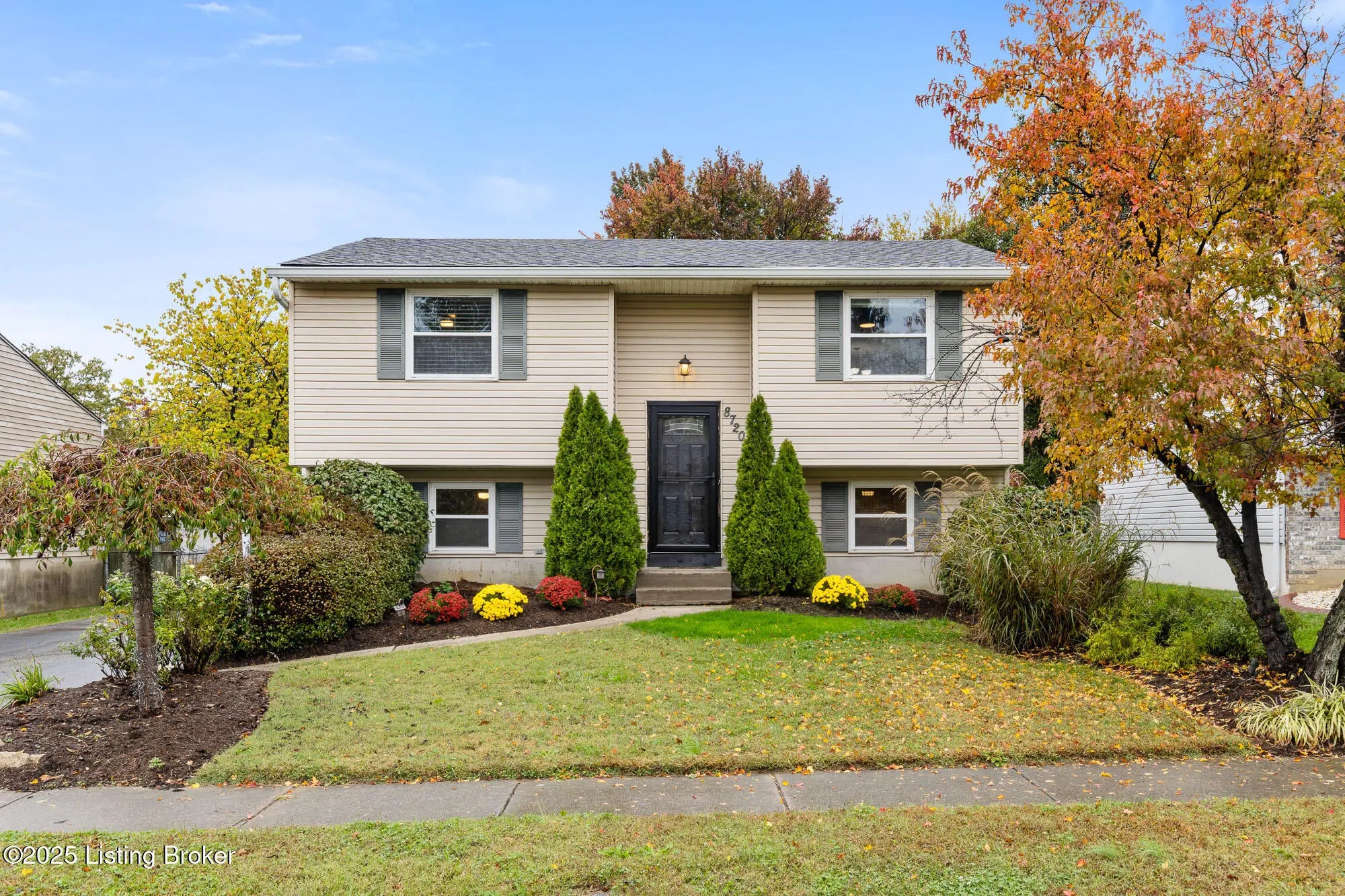 Photo of Listing #1701211