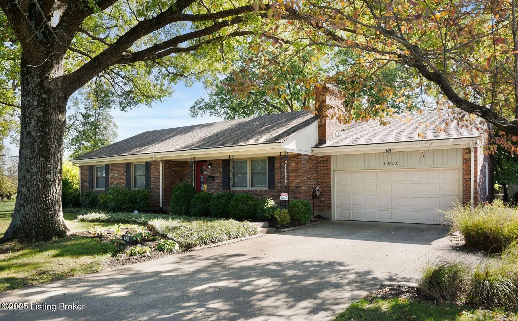 Photo of Listing #1701123