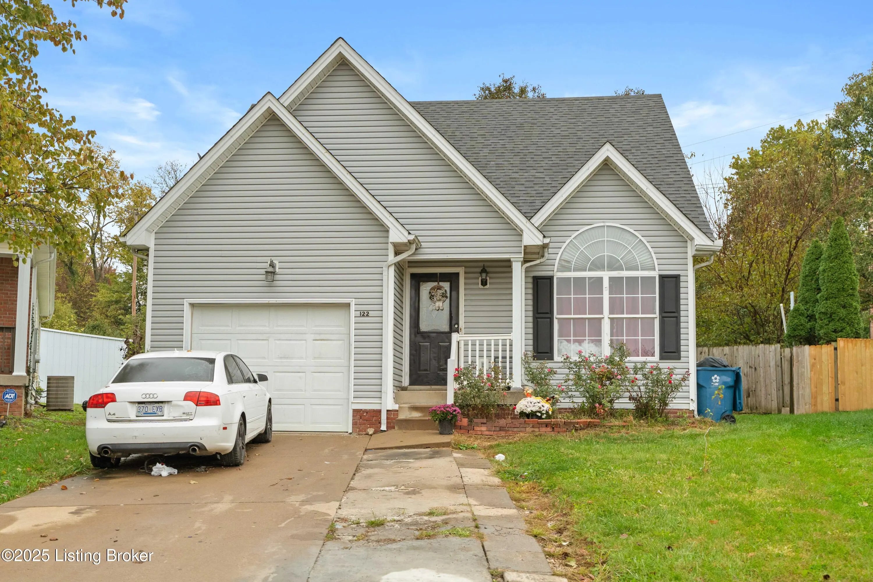 Photo of Listing #1702159