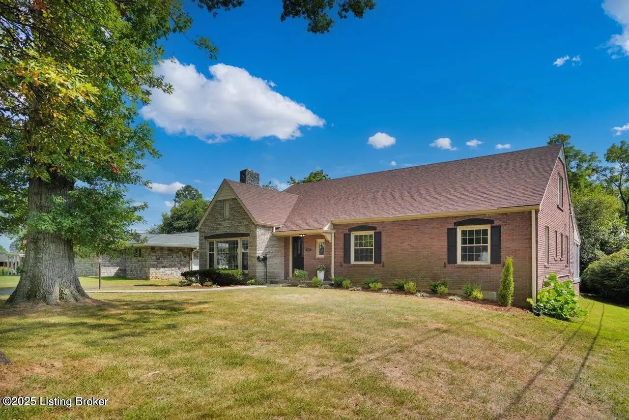 Photo of Listing #1701053