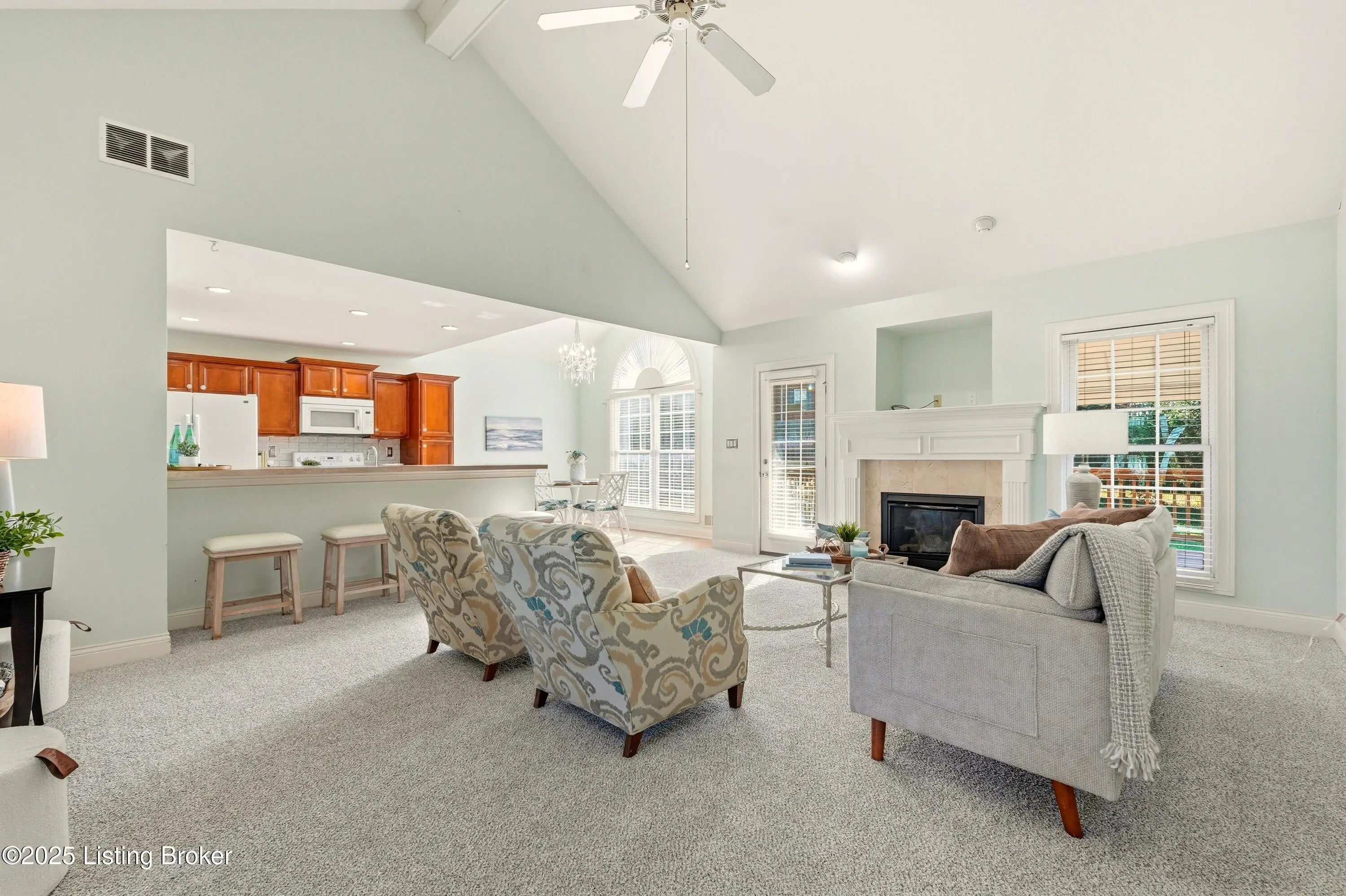 Photo of Listing #1701199