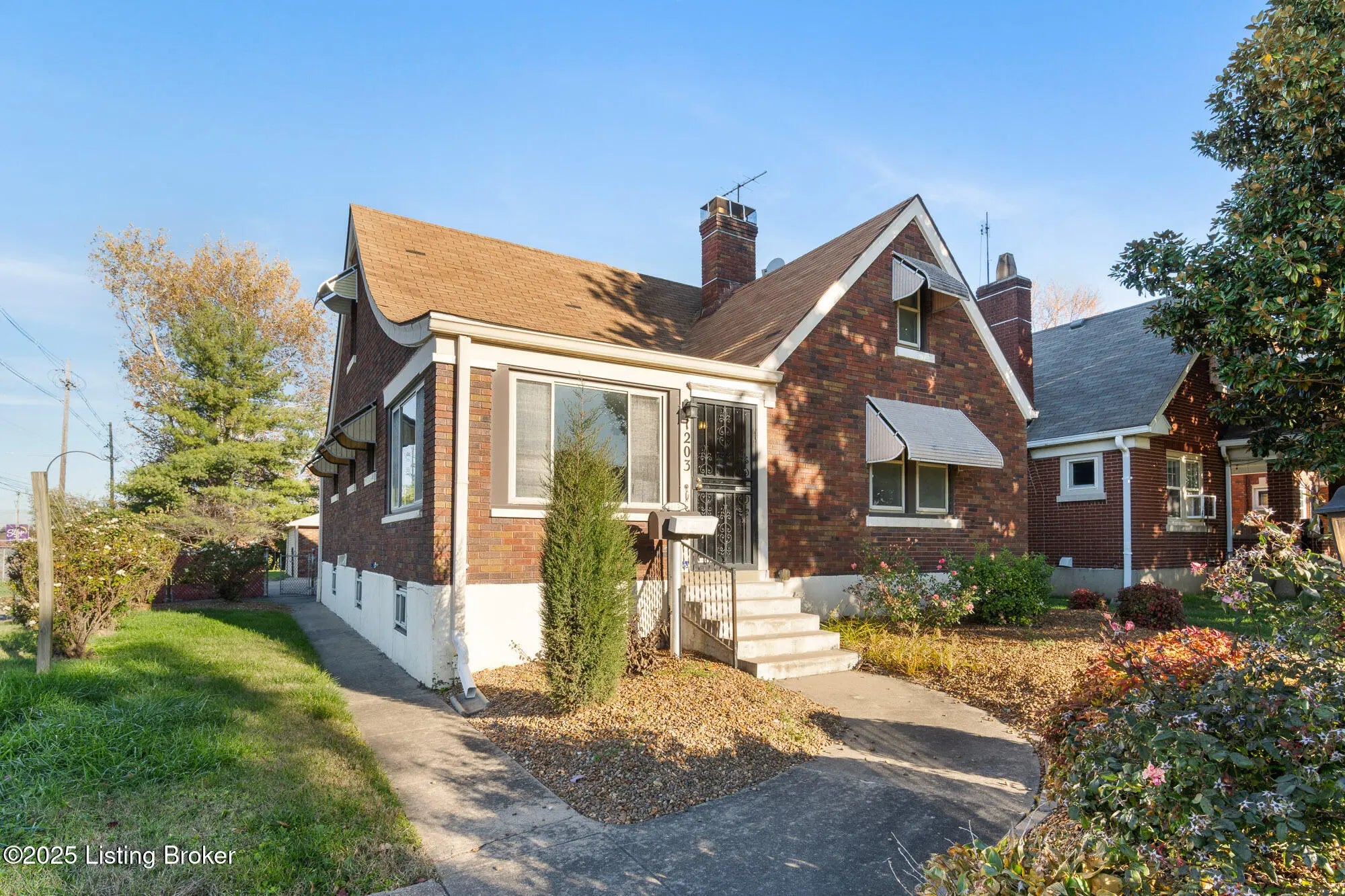 Photo of Listing #1701181