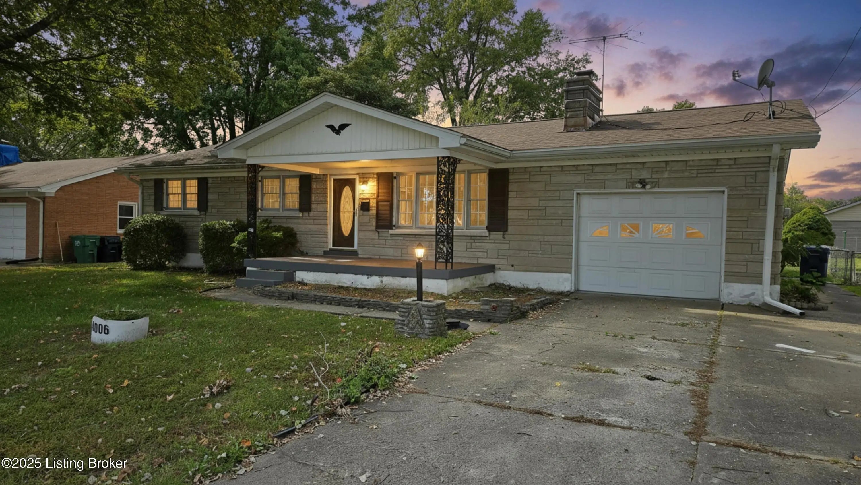 Photo of Listing #1701205