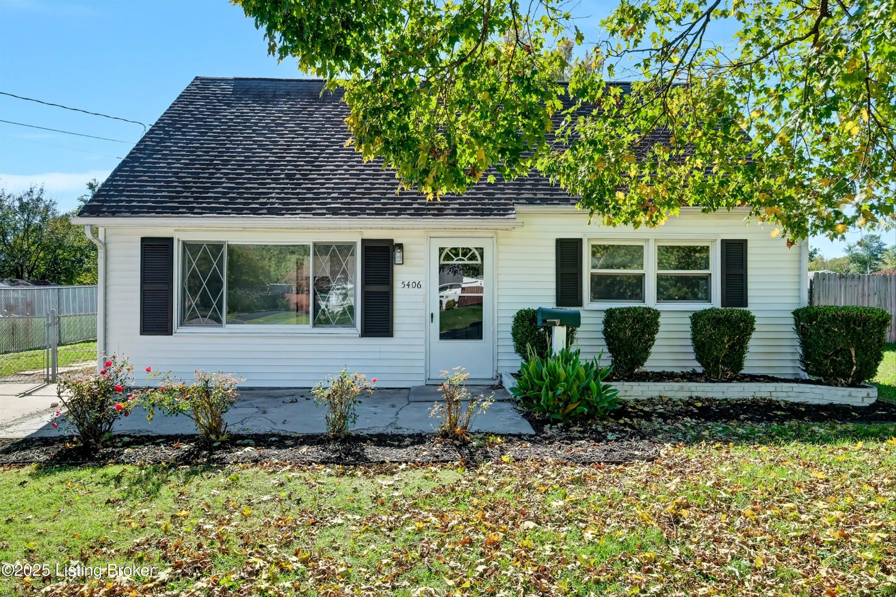 Photo of Listing #1701438