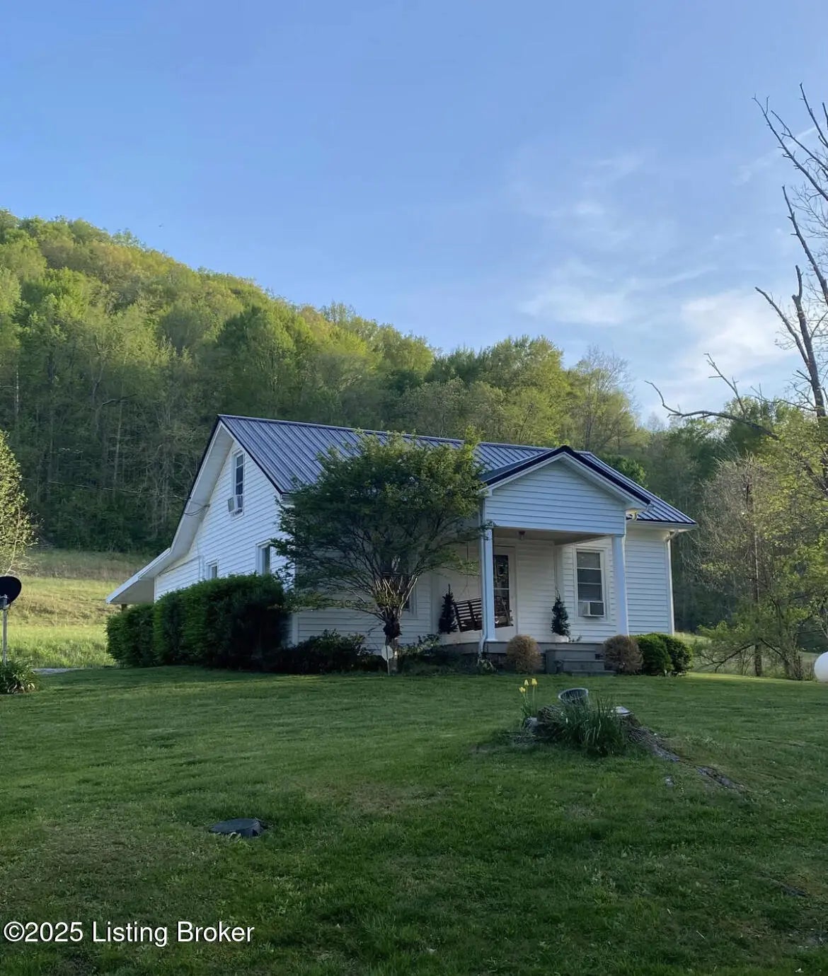 Photo of Listing #1701267