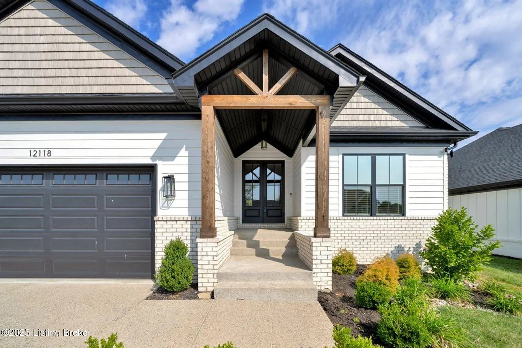 Photo of Listing #1701279