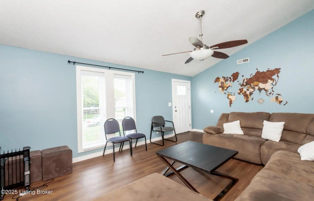 9210 Wakulla Ct, Jeffersontown