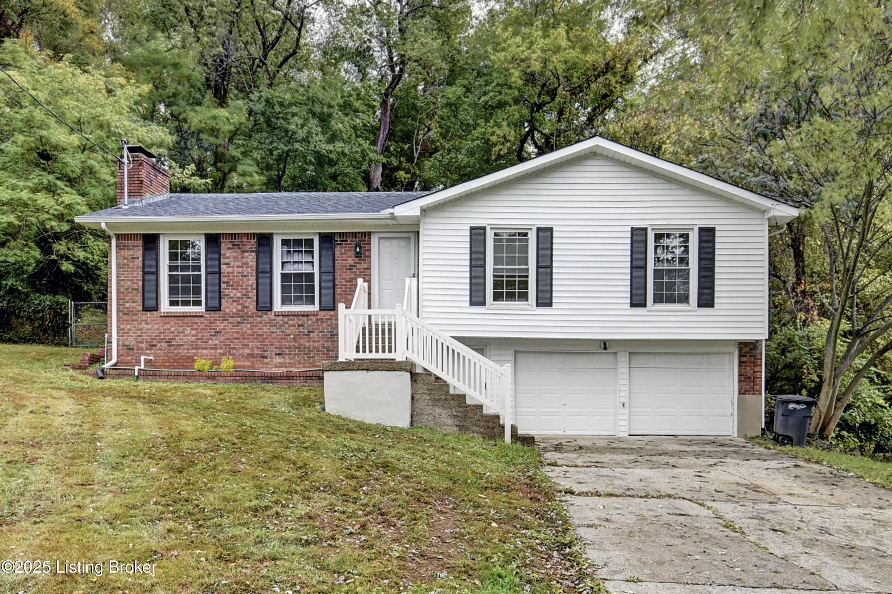 Photo of Listing #1701311