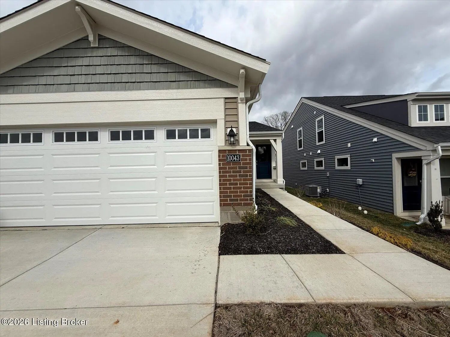 Photo of Listing #1701323