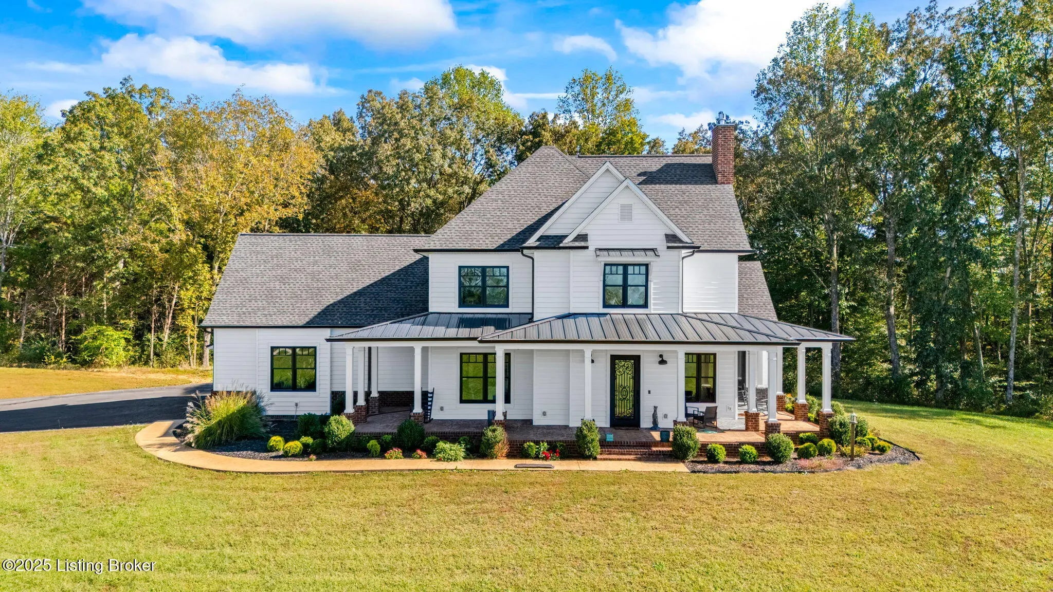 Photo of Listing #1701441