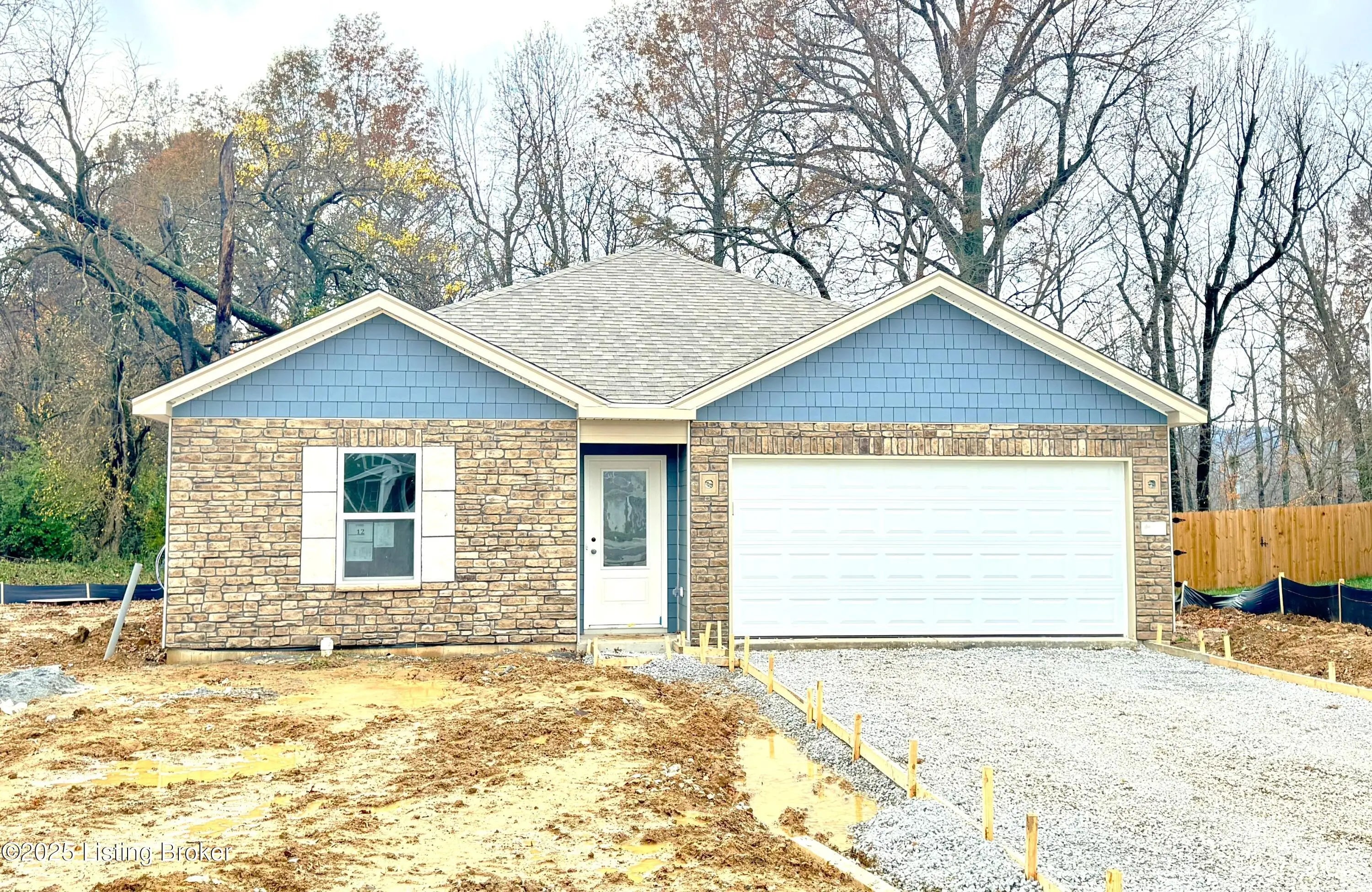 Photo of Listing #1701445