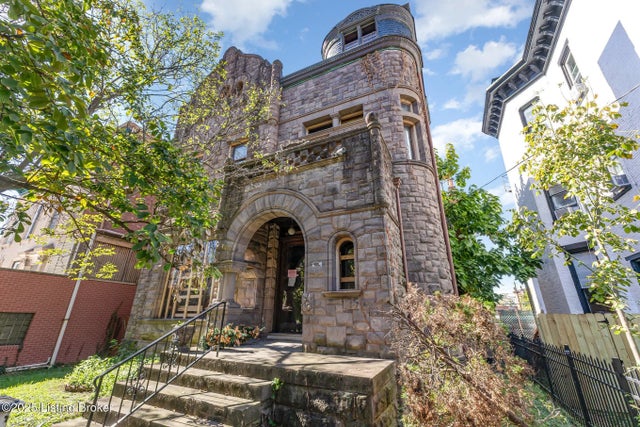 1022 S 3rd St, Louisville