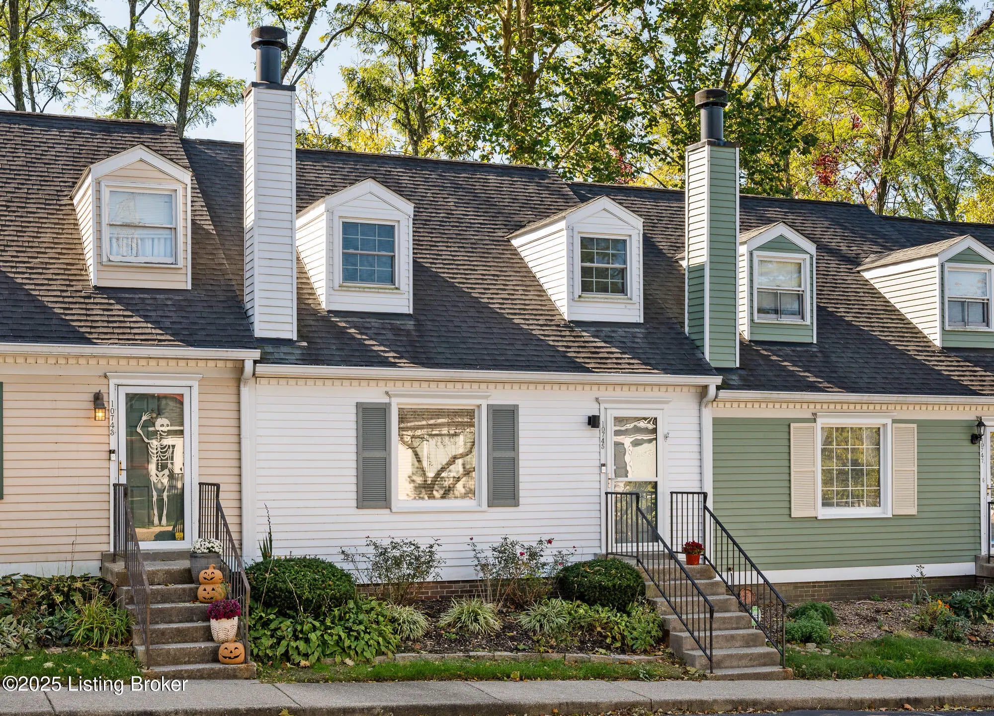 Photo of Listing #1701584