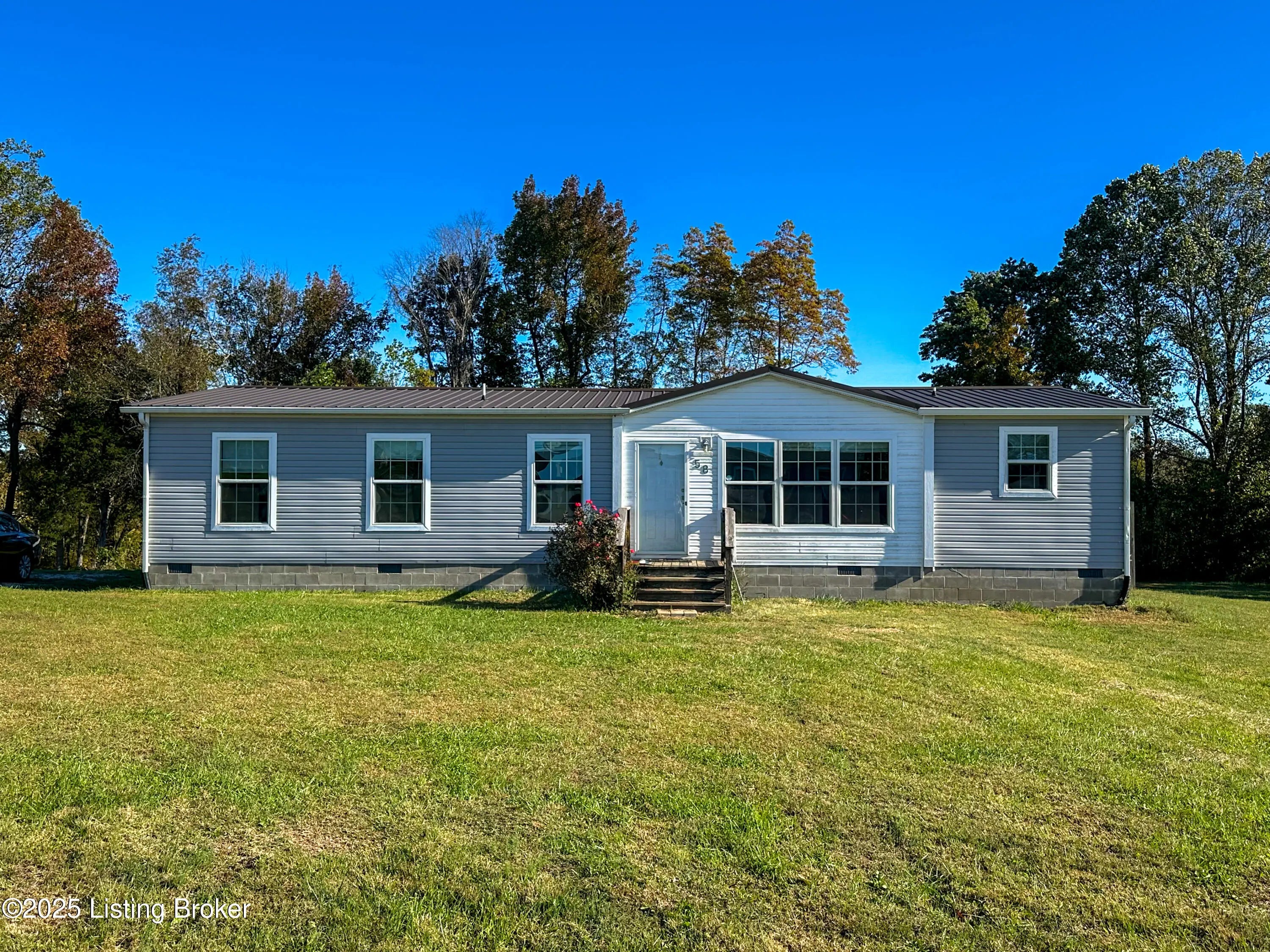 Photo of Listing #1701526