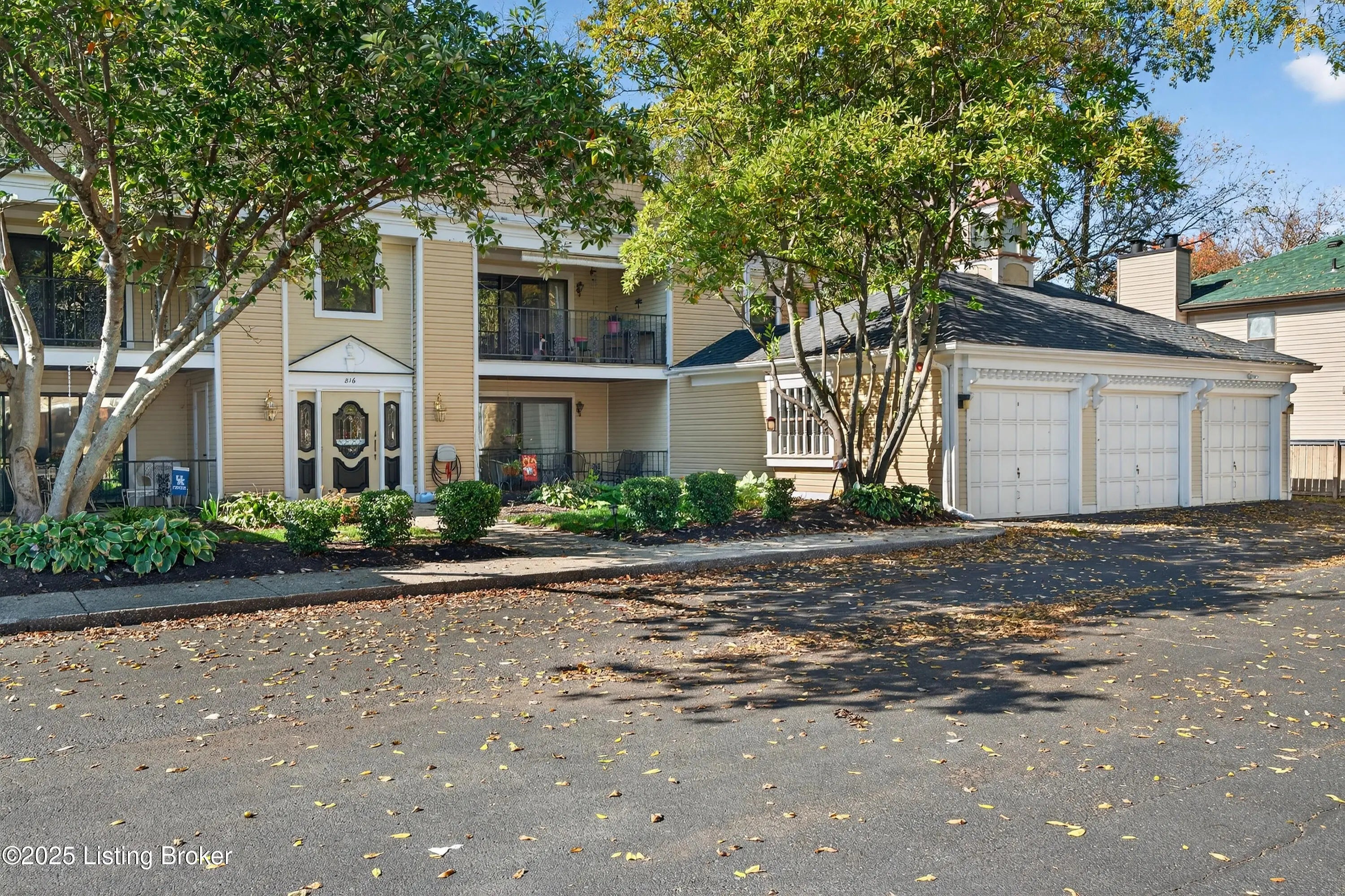 Photo of Listing #1701527