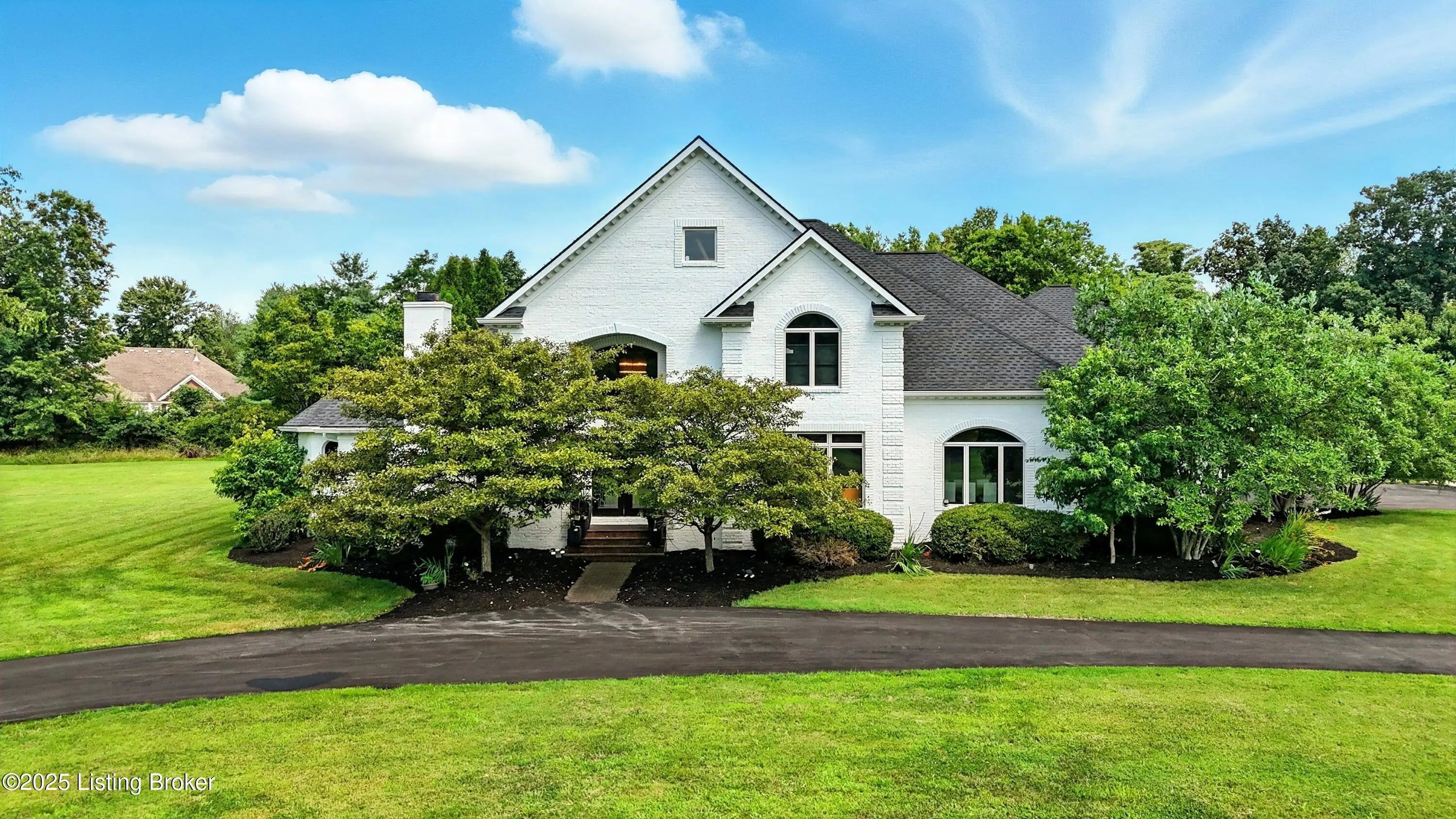 Photo of Listing #1701622