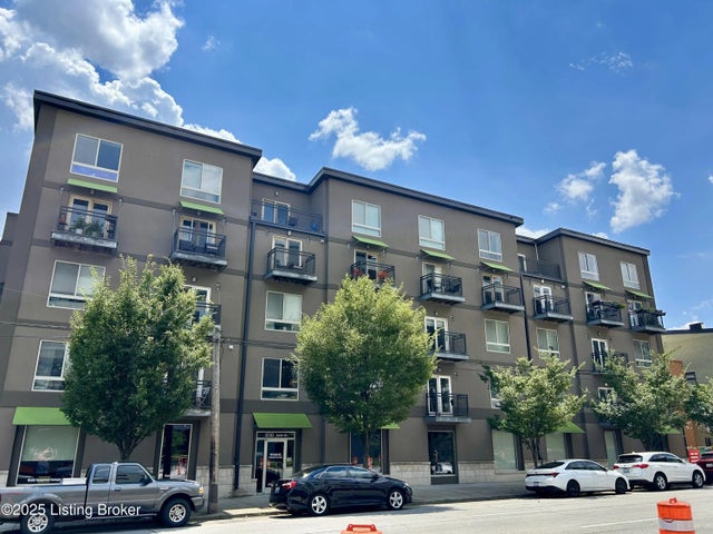 110 S Campbell St Unit 201, Louisville